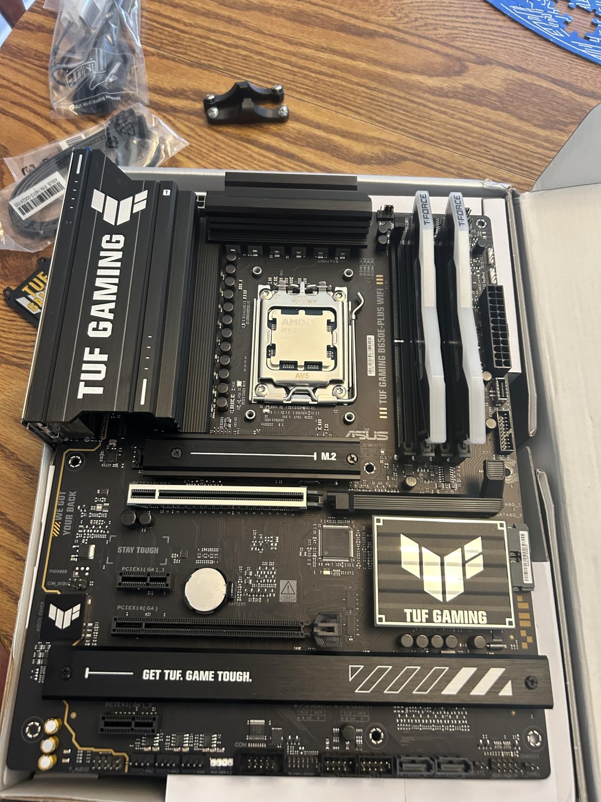 ASUS TUF Gaming B650E-PLUS WiFi AMD B650 ATX Motherboard, 12+2+1 80A DrMOS Power Stages, DDR5, PCIe 5.0 Ready, 3X M.2, Wi-Fi 6E, 2.5Gb LAN, DisplayPort, HDMI, USB Type-C, BIOS Flashback, Aura Sync customer photo 2