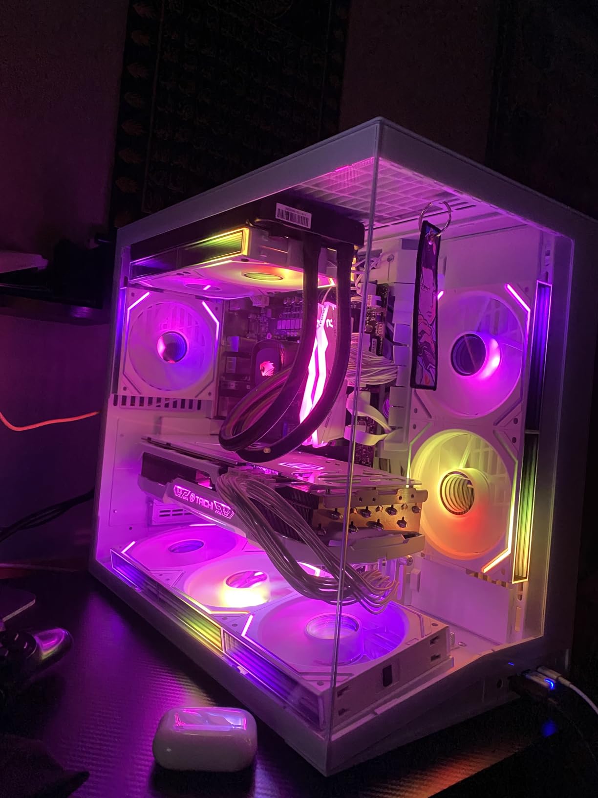 Lian Li O11D Mini V2 Flow ATX PC Case with 5 Non-RGB Reverse Fans, Black customer photo 1