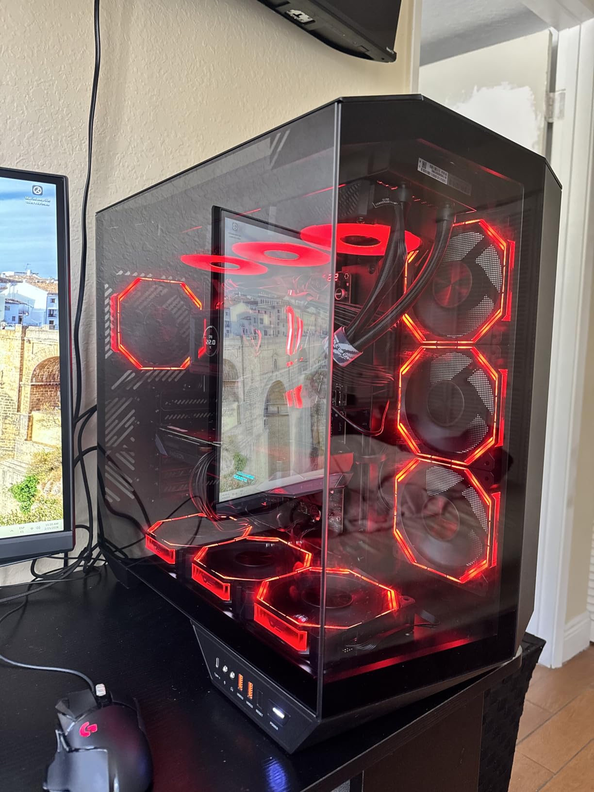 Radeon RX 9060 XT Gaming OC 16G Graphics Card, PCIe 5.0, 16GB GDDR6, GV-R9060XTGAMING OC-16GD Video Card customer photo 2