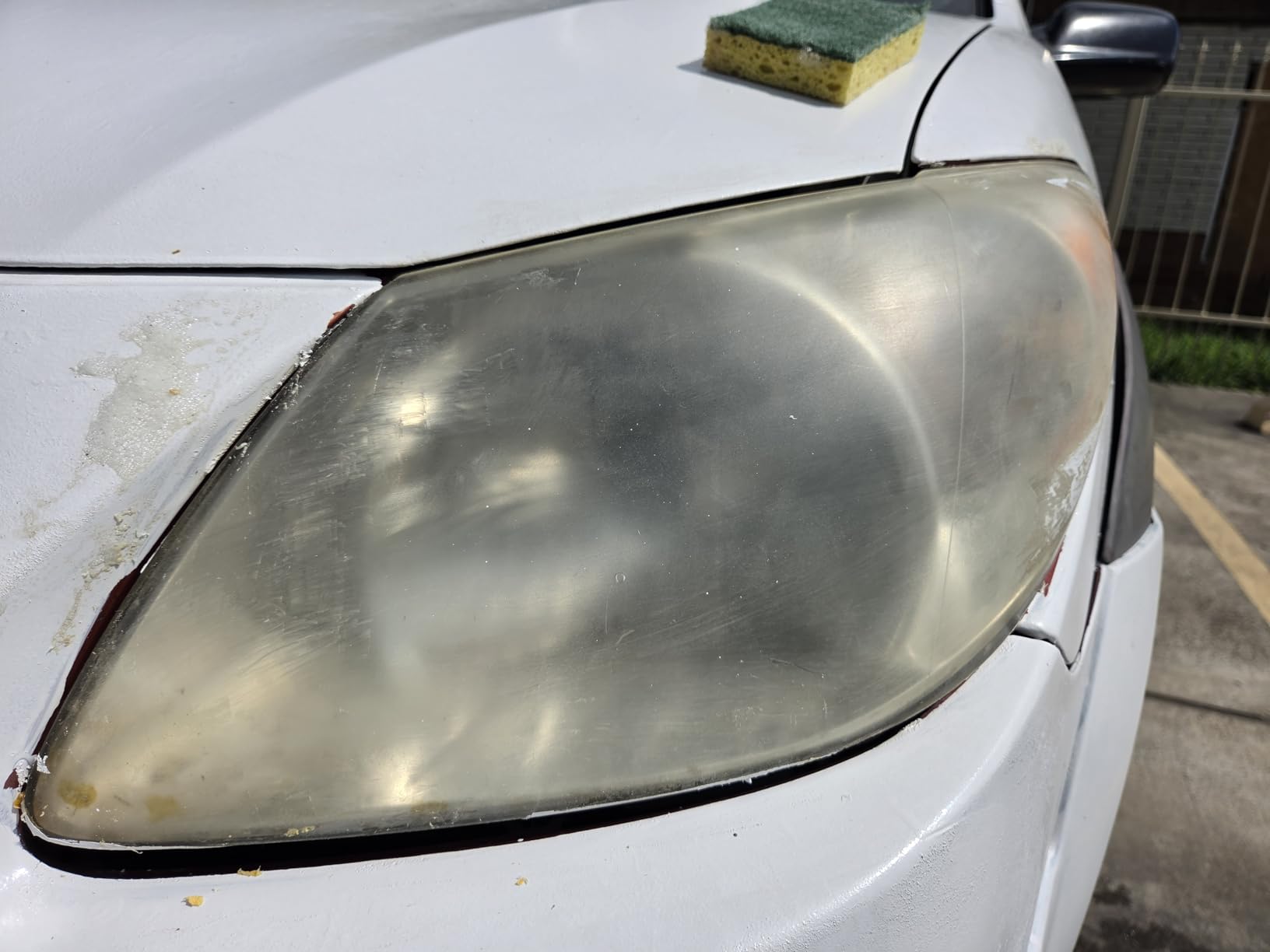Chemical Guys Headlight Restoration & Ceramic Kit, Complete DIY Kit for Removing Yellowing & Oxidation, Includes Restoration Compound, HydroCharge With Microfiber & Applicator customer photo 2