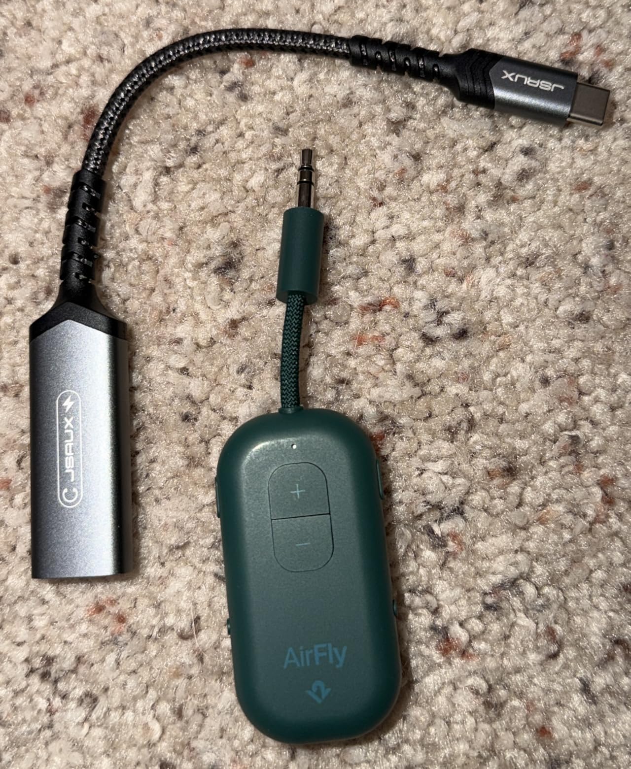 Twelve South AirFly Pro 2 Bluetooth 5.0 Transmitter/Receiver for TV to 2 Wireless Headphones - Wireless Adapter for AirPods, Car, Gym, Home, Use with Any 3.5 mm Audio Jack, Blue customer photo 2