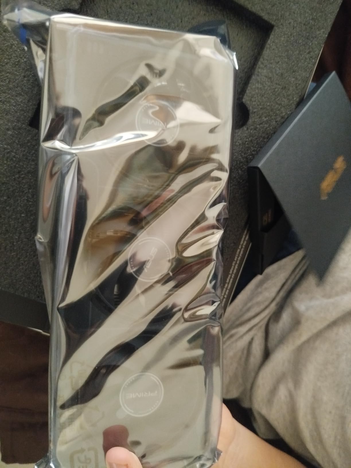 ASUS SFF-Ready Prime NVIDIA GeForce RTX 5050 8GB GDDR6 OC Edition Graphics Card customer photo 2