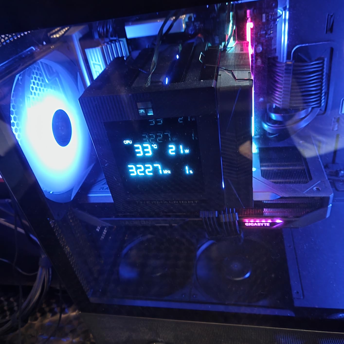 Thermalright Phantom Spirit 120 Digital EVO CPU Air Cooler, 7 Heat Pipes CPU Cooling, Double Tower Cooling, Magnetic Attraction-Digital Screen Top Cover, for AM4/AM5/Intel lga1700/115X/1200/1851 customer photo 1