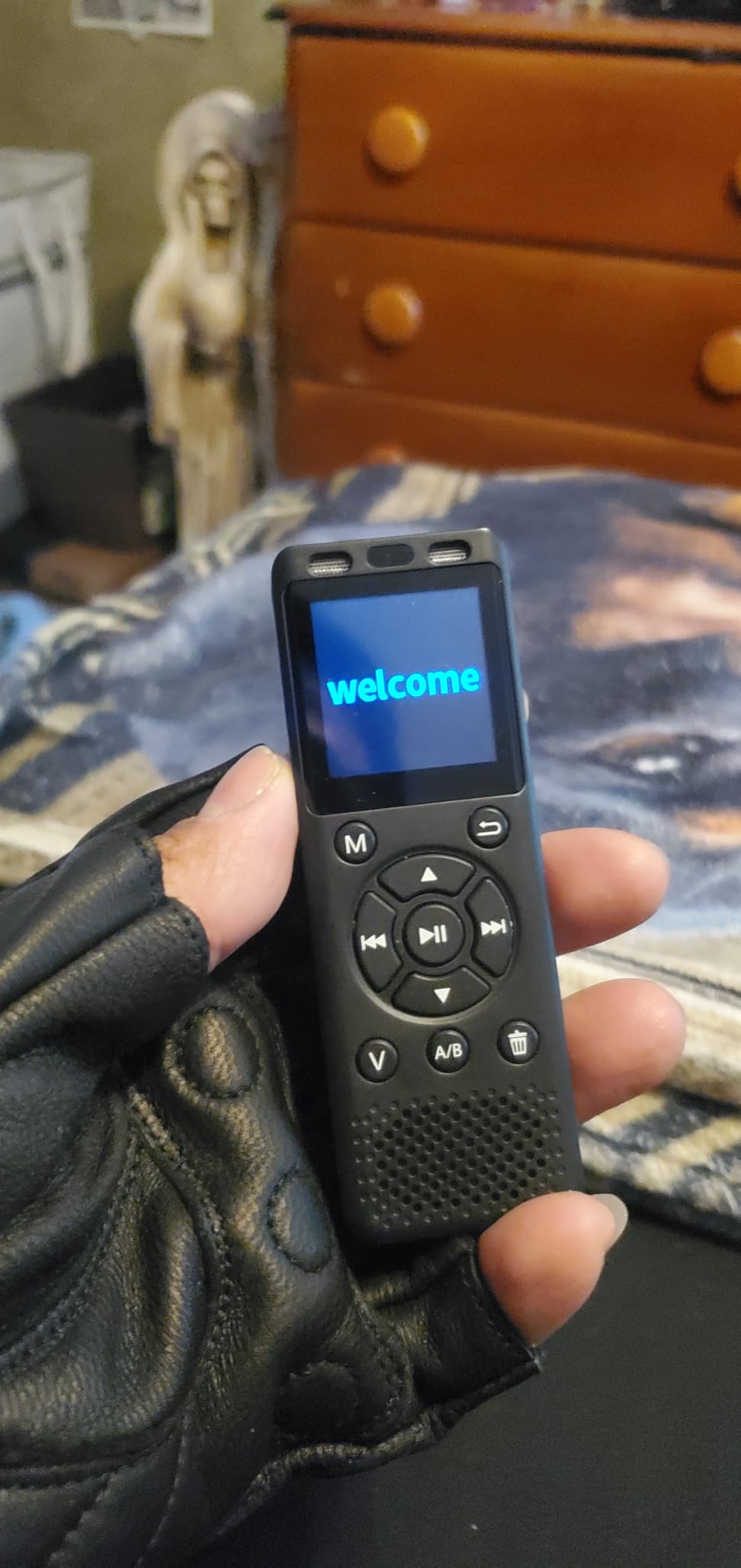 Tonfarb 64GB Digital Voice Recorder with Playback, Audio Recording Device for Lectures Meeting/Classes/Interviews, Tape Recorder with Voice Activated, Password, Noise Reduction, A-B Repeat, MP3 Player Etc customer photo 1