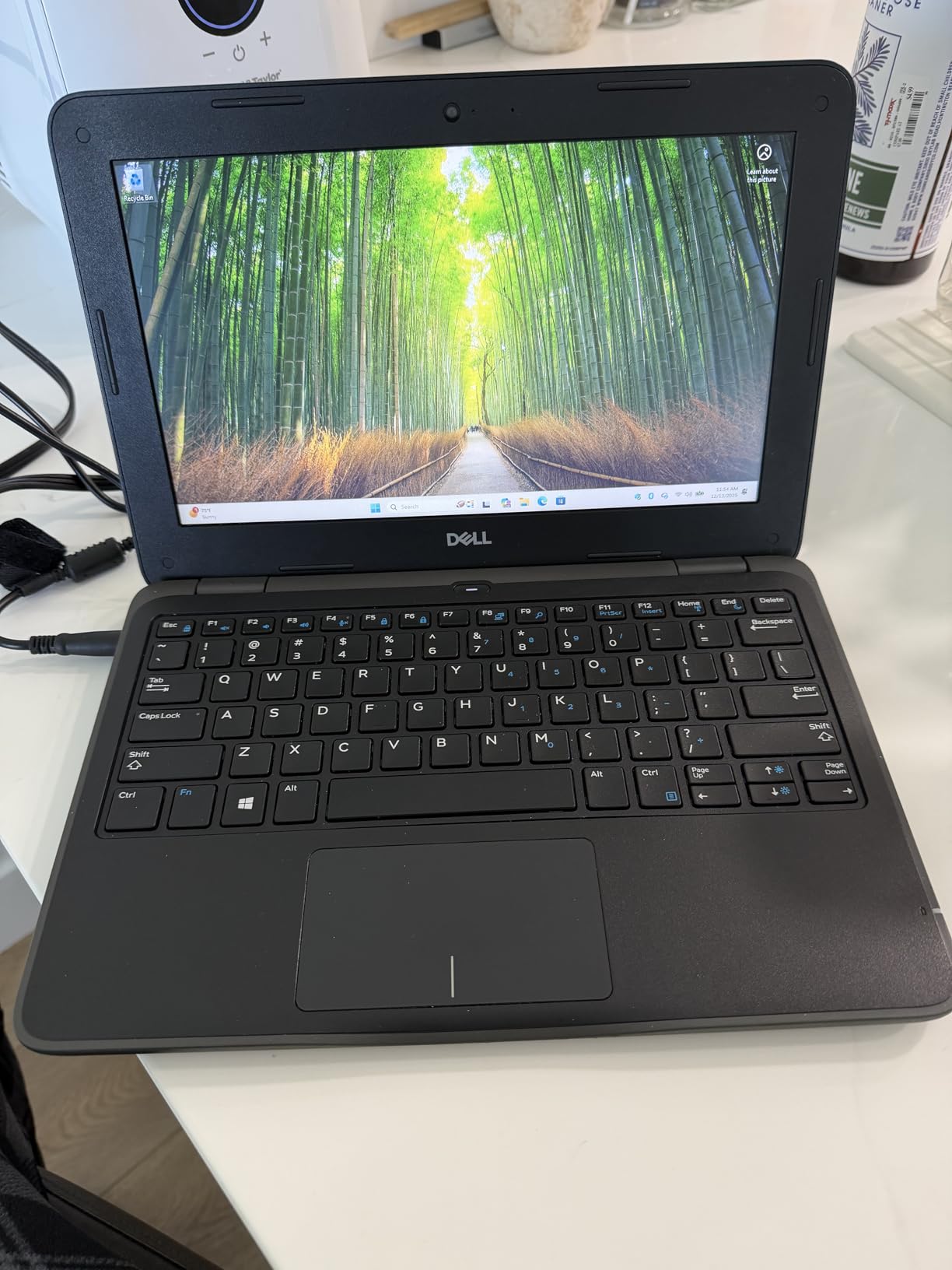 Dell Latitude 3190 Intel Celeron N4100 X4 2.4GHz 4GB 64GB 11.6in Windows 11 Pro, Black (Renewed) customer photo 1