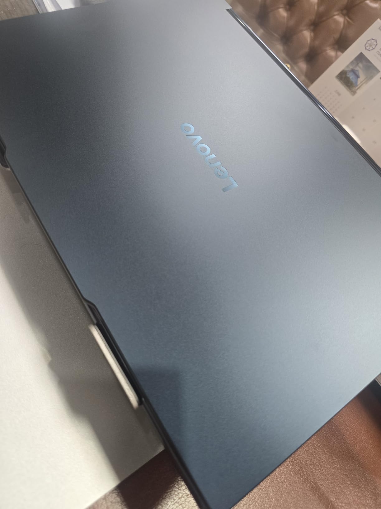 Yoga 9i 2-in-1 Aura Edition 14