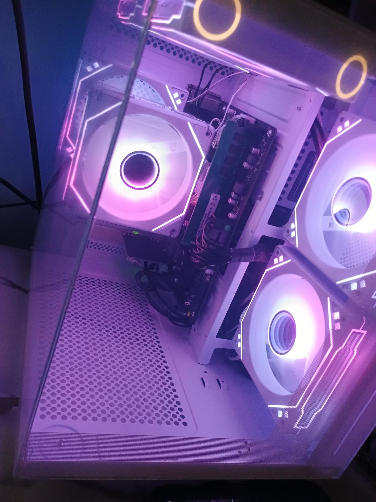 suevery Pre Built Gaming PC | M.2 NVMe 512G SSD | Radeon 4G Graphics Card | DDR4 16G RAM | AMD Ryzen5 6Cores 3.6G Up to 4.1G | Wi-Fi6 White Tower Gamer Desk top Computer customer photo 1