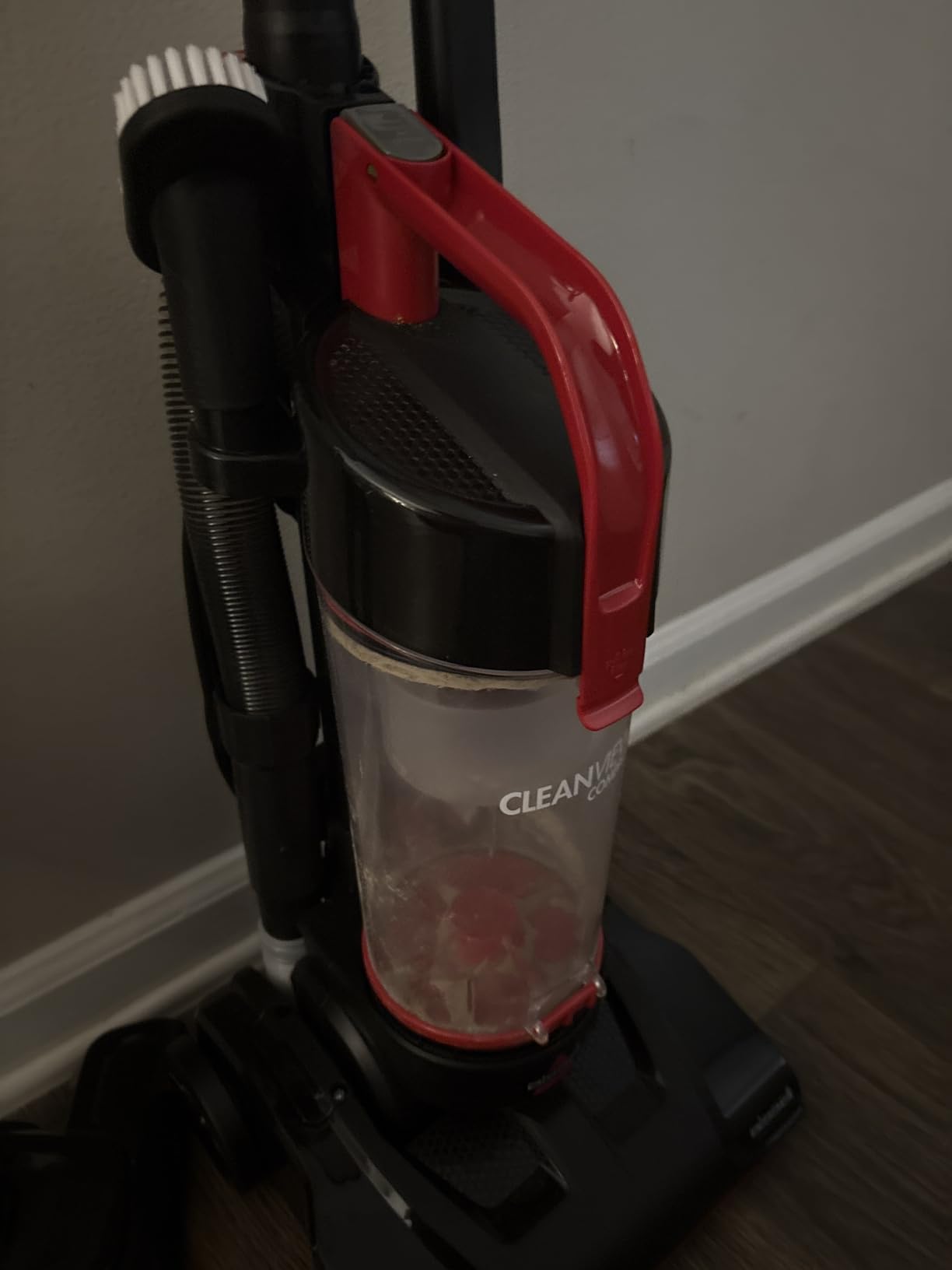 Bissell CleanView Upright Vacuum with Pet Hair Brush Roll, Powerful Suction, Pet Hair Tools, Large Dirt Container, 4438 customer photo 2
