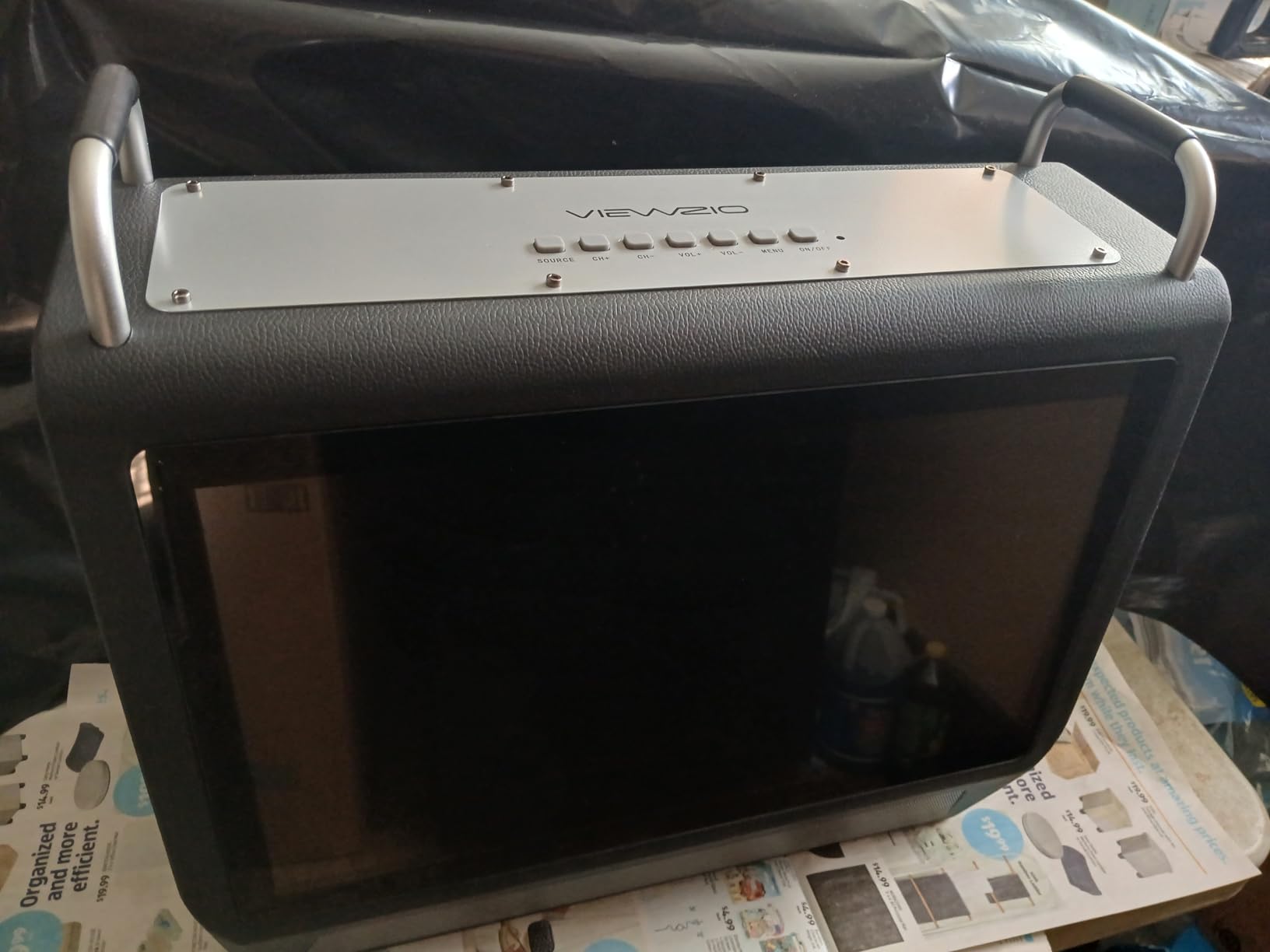 Portable TV 15.6 Inch 1080P Smart TV with 60W Speakers, Built-in 12+ Hrs Battery Powered Outdoor TV, Rechargeable Camping TV with ATSC Antenna, HDMI, WiFi, Android Apps for Camping, RV, Patio customer photo 1