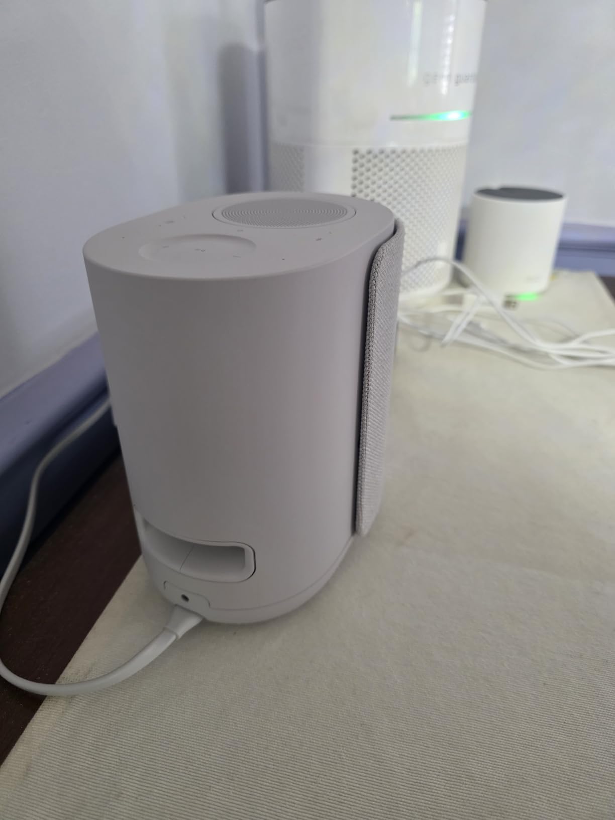 Bose New Lifestyle Ultra Speaker, Wireless Home Speaker, TrueSpatial Audio, CleanBass, AirPlay & Google Cast, Black customer photo 2