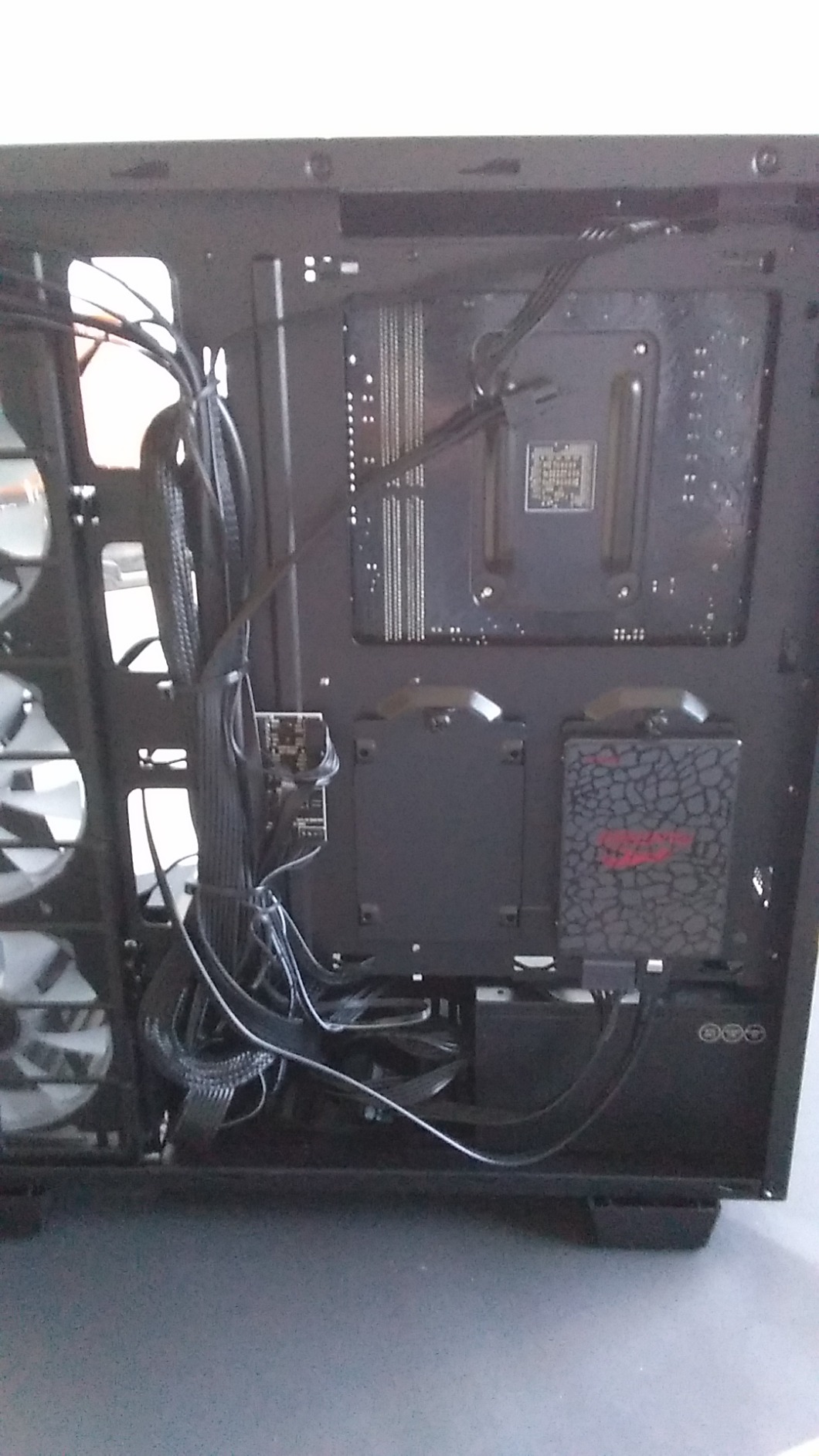 CyberPowerPC Element Gaming PC Desktop Computer AMD Ryzen 9 7900X CPU, NVIDIA GeForce RTX 5070 12GB GPU, 32GB DDR5 RGB 5200MHz RAM, 1TB NVMe SSD, Windows 11 Home customer photo 2