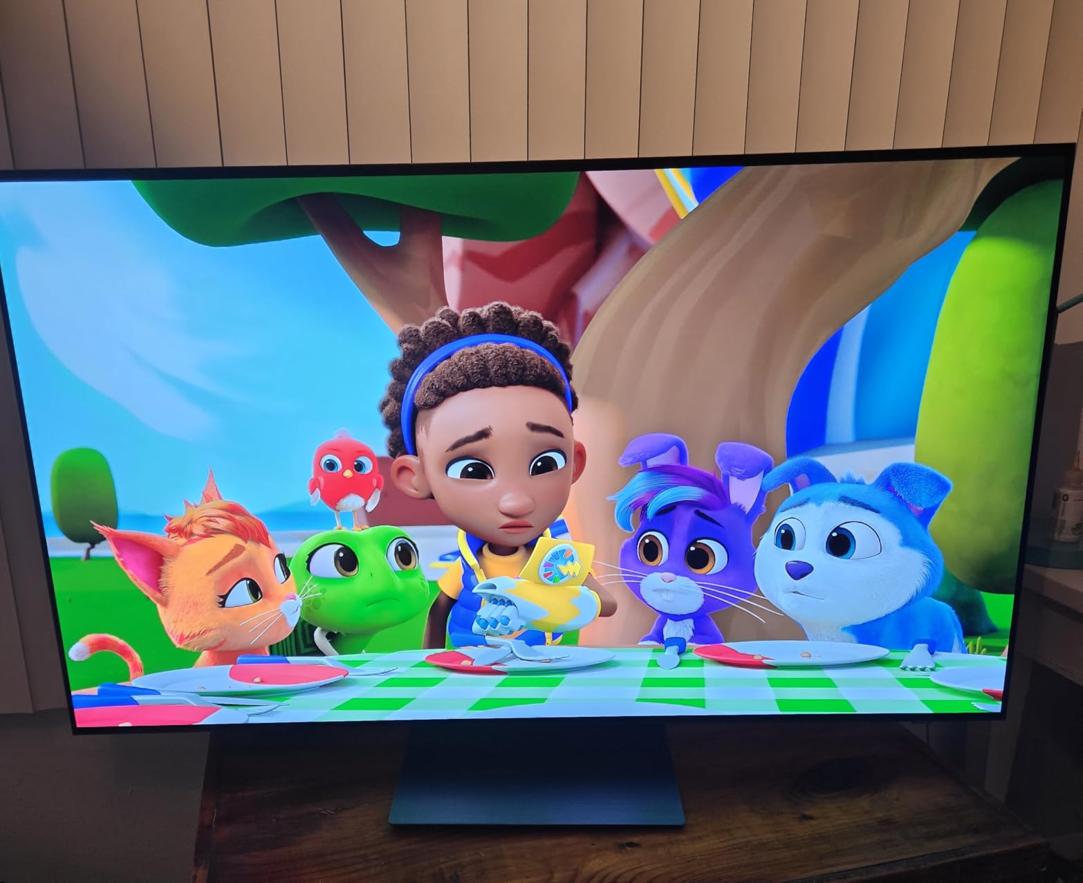 Samsung 42-Inch Class OLED S90H Series Samsung Vision AI Smart TV (2026 Model, 42S90H) OLED HDR+ with Glare Free, NQ4 AI Gen3 Processor, 4K AI Upscaling Pro, AI Motion Enhancer Pro, Alexa Built-in customer photo 2
