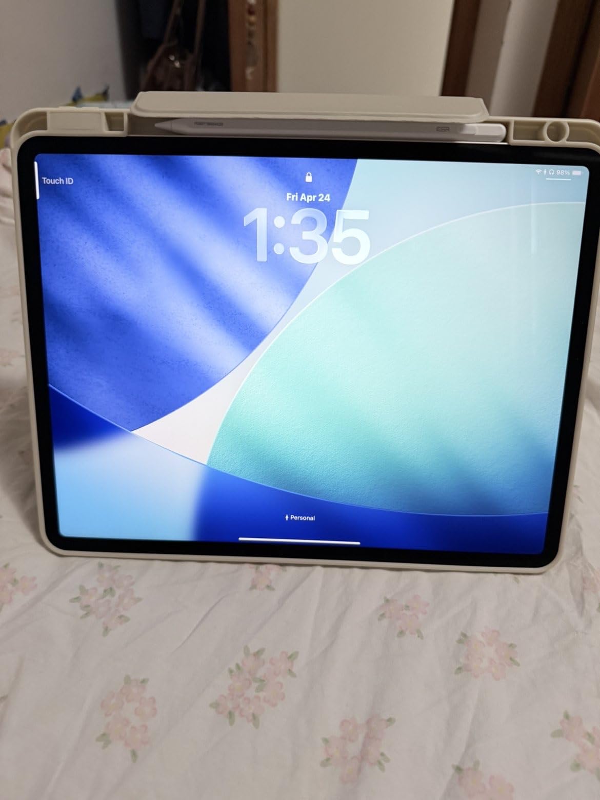 iPad Air 13-inch (M4): Liquid Retina Display, 256GB, 12MP Front/Back Camera, Wi-Fi 7 with Apple N1, Touch ID, All-Day Battery Life - Purple customer photo 1