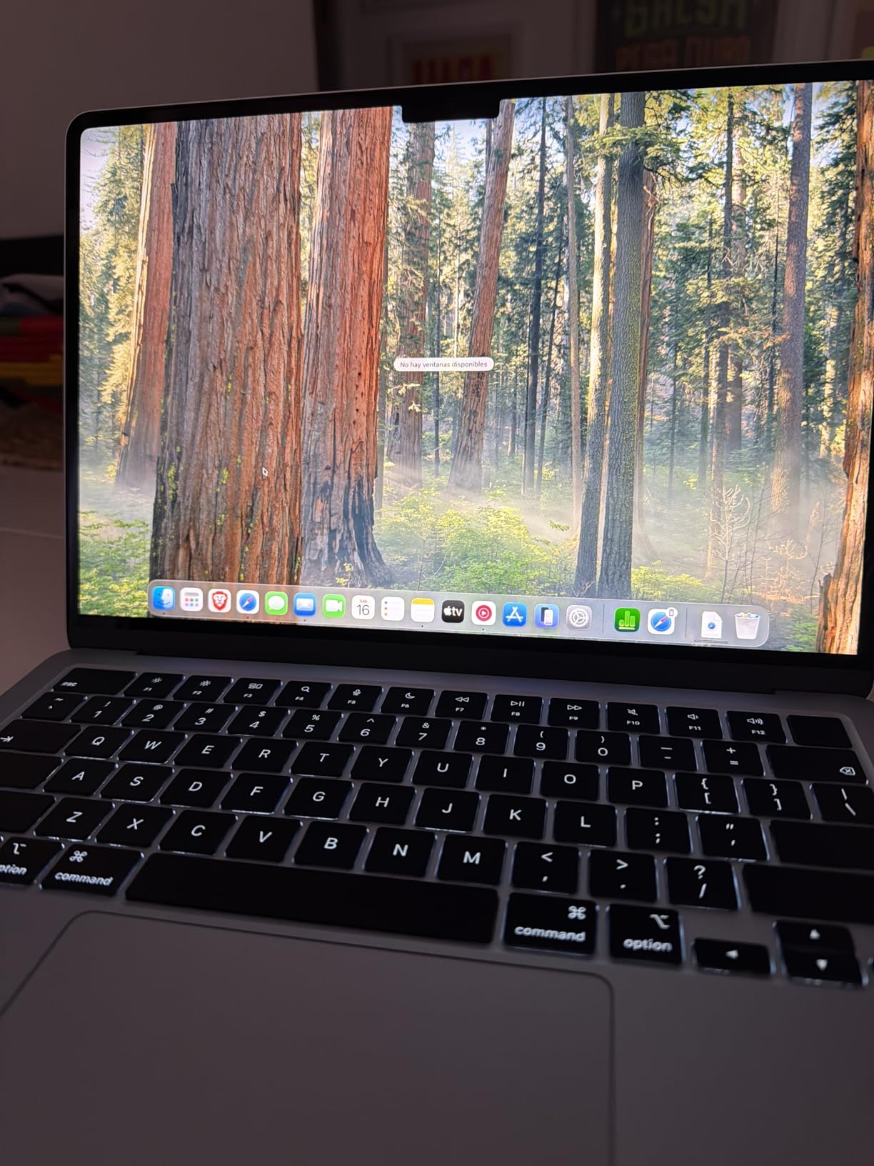 2026 MacBook Air 13-inch Laptop with M5 chip: Built for AI, 13.6-inch Liquid Retina Display, 24GB Unified Memory, 1TB SSD, 12MP Center Stage Camera, Touch ID, Wi-Fi 7; Midnight customer photo 2