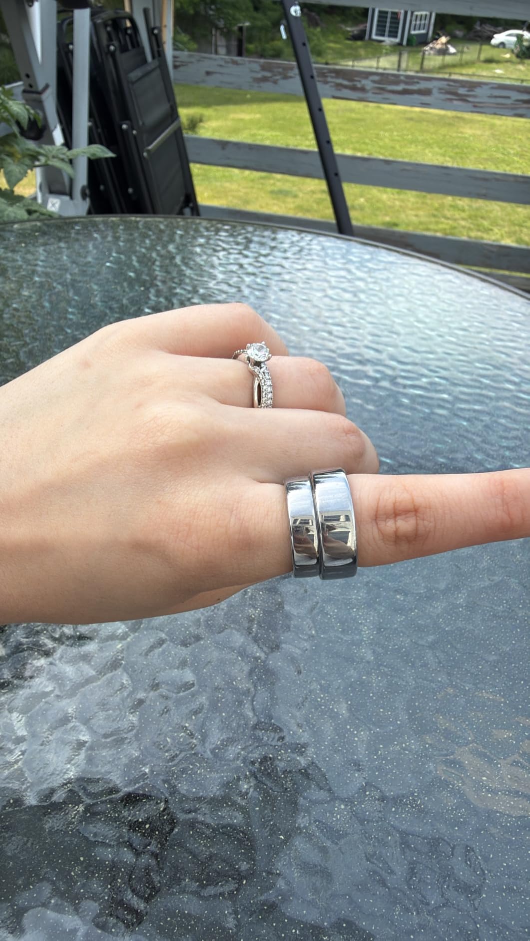 Oura Ring 5 - Silver - Size 9 - World's Smallest Smart Ring - Sleep, Activity, Women's Health, AI Advisor, 1 Week of Battery Life, Size Before You Buy, Android & iOS Compatible customer photo 1