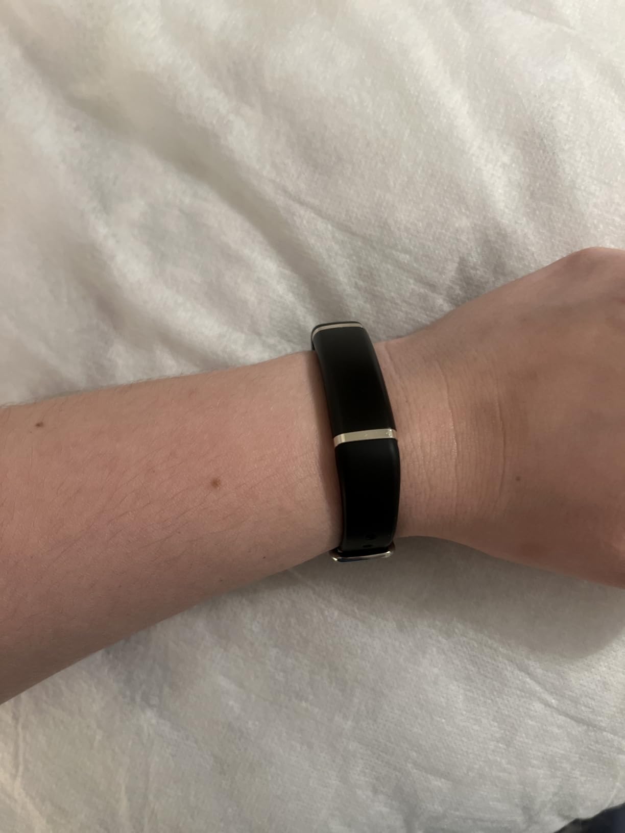FITVII Screenless Fitness Tracker for Women Men, Health and Fitness Wearable with 24/7 Heart Rate, Blood Pressure and HRV Sleep Monitor, Subscription Free Activity Tracker for Android & iPhone customer photo 1