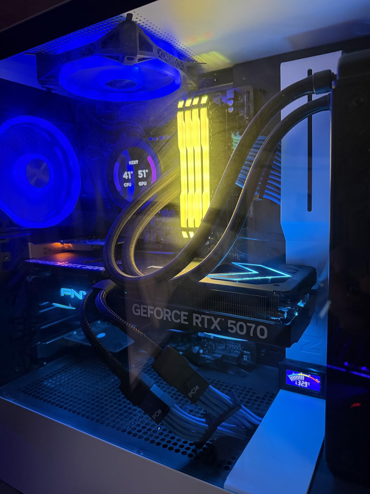 PNY NVIDIA GeForce RTX 5070 Slim Dual-Fan, Dual-Slot OC Graphics Card (12GB GDDR7, SFF-Ready, 192-bit, Boost Speed: 2587 MHz, PCIe 5.0, HDMI/DP 2.1, NVIDIA Blackwell Architecture, DLSS 4.5) customer photo 2
