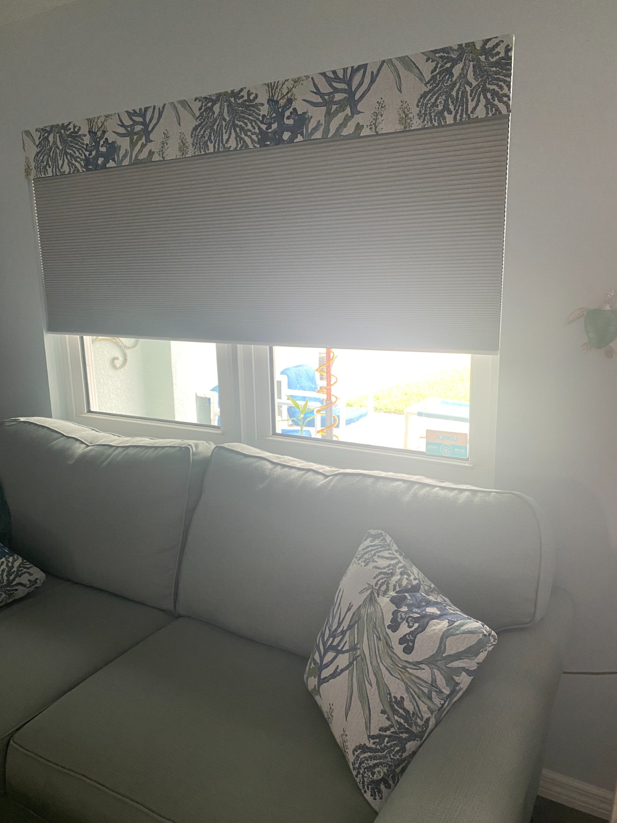 Yoolax Motorized Cellular Shades Compatible with Alexa, Blackout Motorized Blinds with Remote Smart Honeycomb Shades for Indoor Windows, Automatic Blinds Custom Size (Pearl) customer photo 2