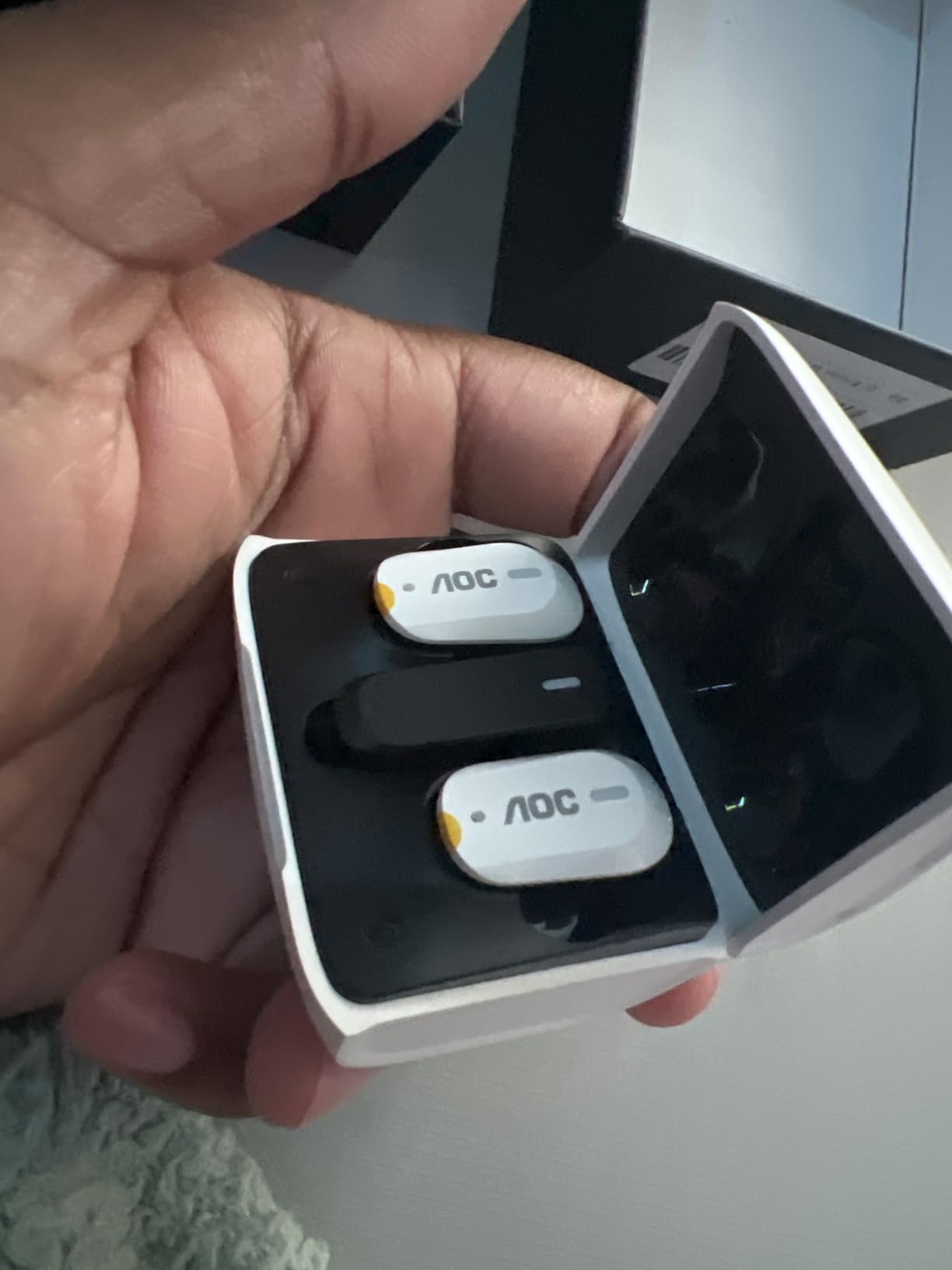 AOC ACT3512 Wireless Gaming Earbuds for PS5 PC Switch, 2.4GHz USB-C Dongle & Bluetooth 5.3 Headphones, 20ms Ultra-Low Latency, Noise Cancelling Mic, 32H Playtime in-Ear Gaming Headset customer photo 2