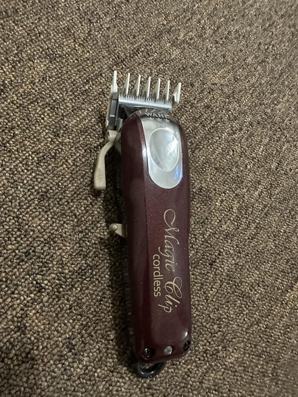 Wahl Professional 5 Star Magic Clip Cordless Clipper, Stagger-Tooth Blade, Seamless Blends & Fades with 100+ Min Lithium-Ion Runtime customer photo 1