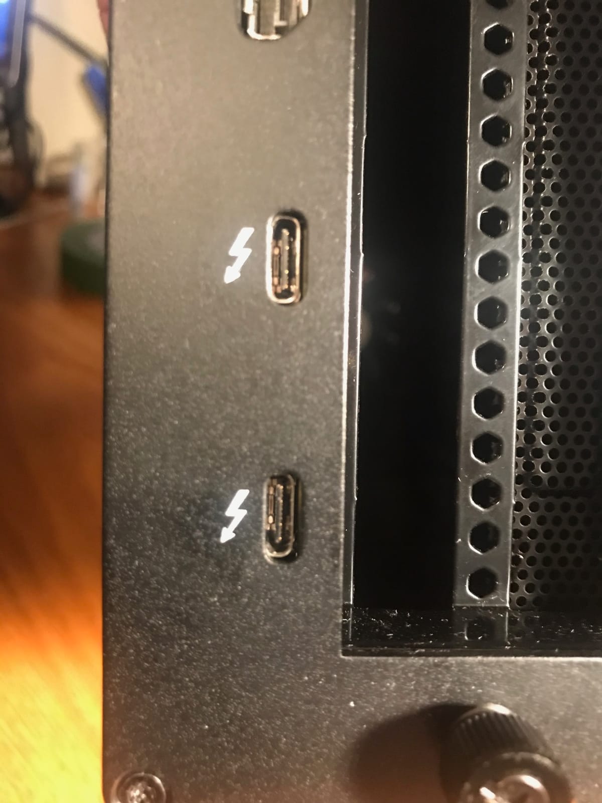 StarTech Thunderbolt 3 PCIe Expansion Chassis, TAA (TB31PCIEX16) External Enclosure With One PCI Express Slot for Laptops / Desktops customer photo 2