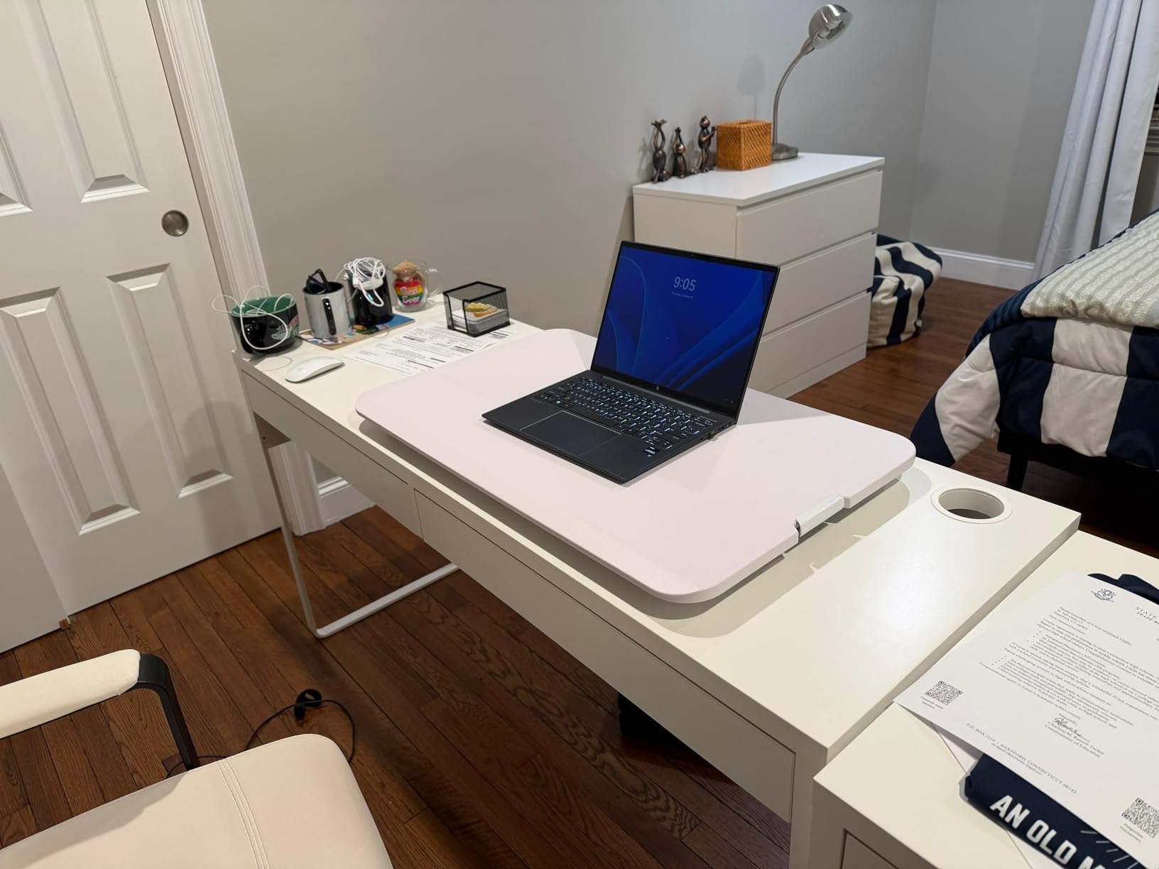 VIVO Black 29 in Single Top Standing Desk Converter, DESK-V000U | Economy, Height Adjustable, Sit Stand Tabletop Monitor and Laptop Riser Workstation, No Assembly Required, Black Frame customer photo 1