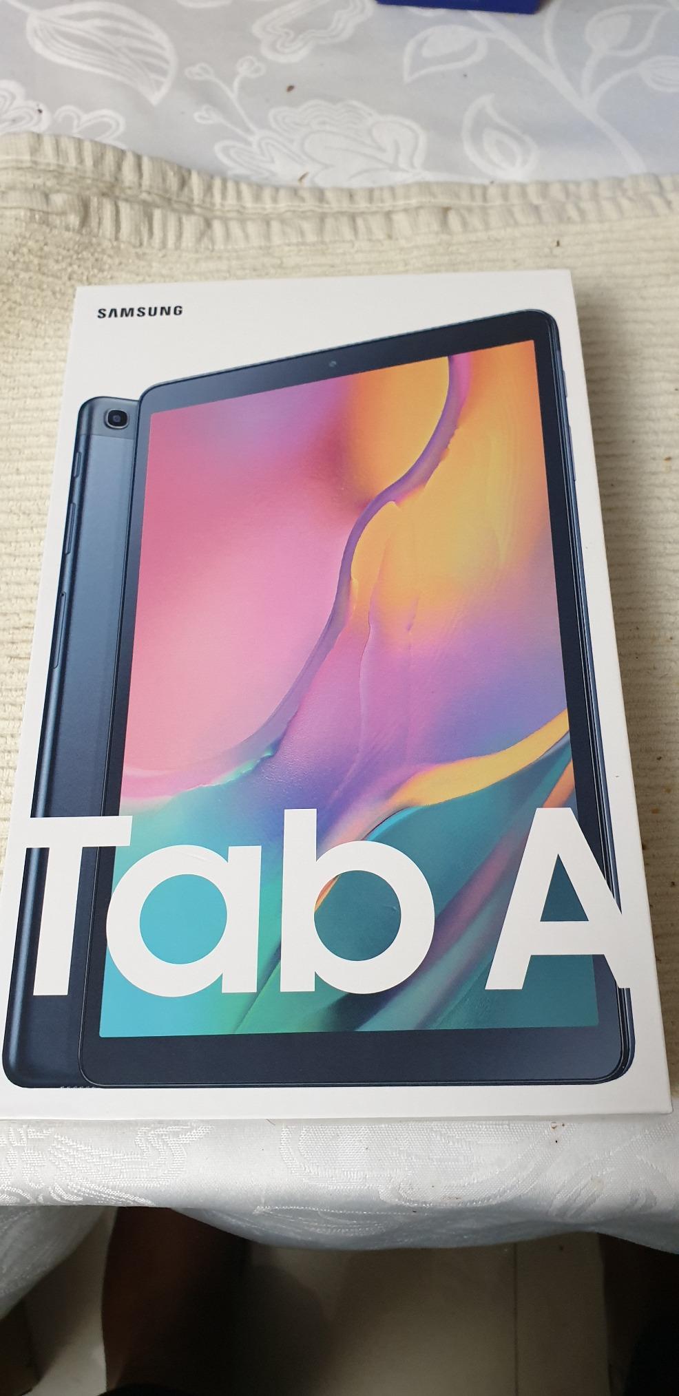 Samsung Galaxy Tab A 10.1 32GB Wifi Tablet Black (2019) customer photo 1