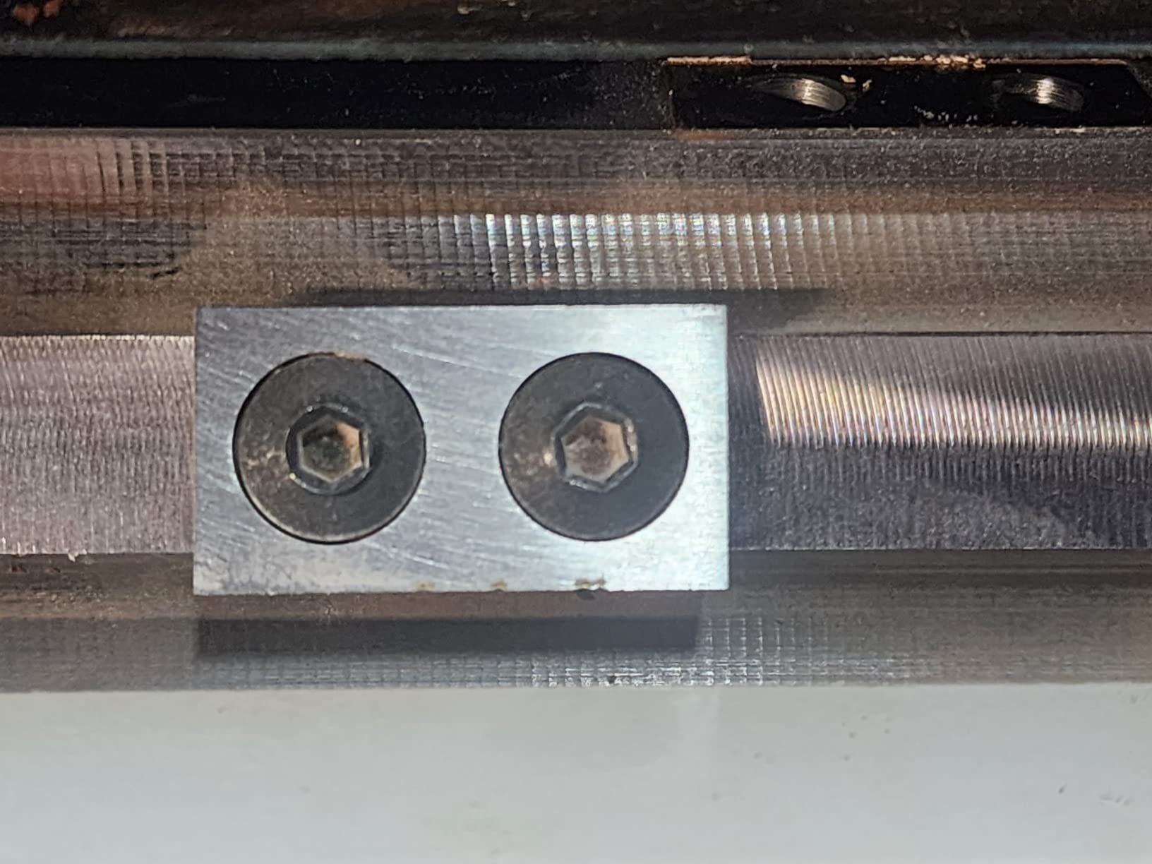 JET 13-Inch Benchtop Thickness Planer for Woodworking, Helical Style Cutterhead with 2-Speed (18 FPM / 26 FPM) Feed Rate, 2 HP, 120V 1Ph (JWP-13BT) customer photo 1