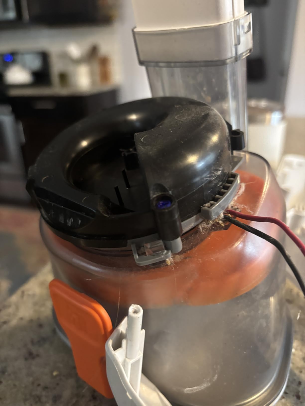 BLACK+DECKER Dust Buster Hand Held Vacuum Cordless Rechargeable, Portable Vacuum for Car, Extended Runtime, Powerful Suction, Extra Long Crevice Tool, AdvancedClean+ (HHVK320J10) customer photo 1