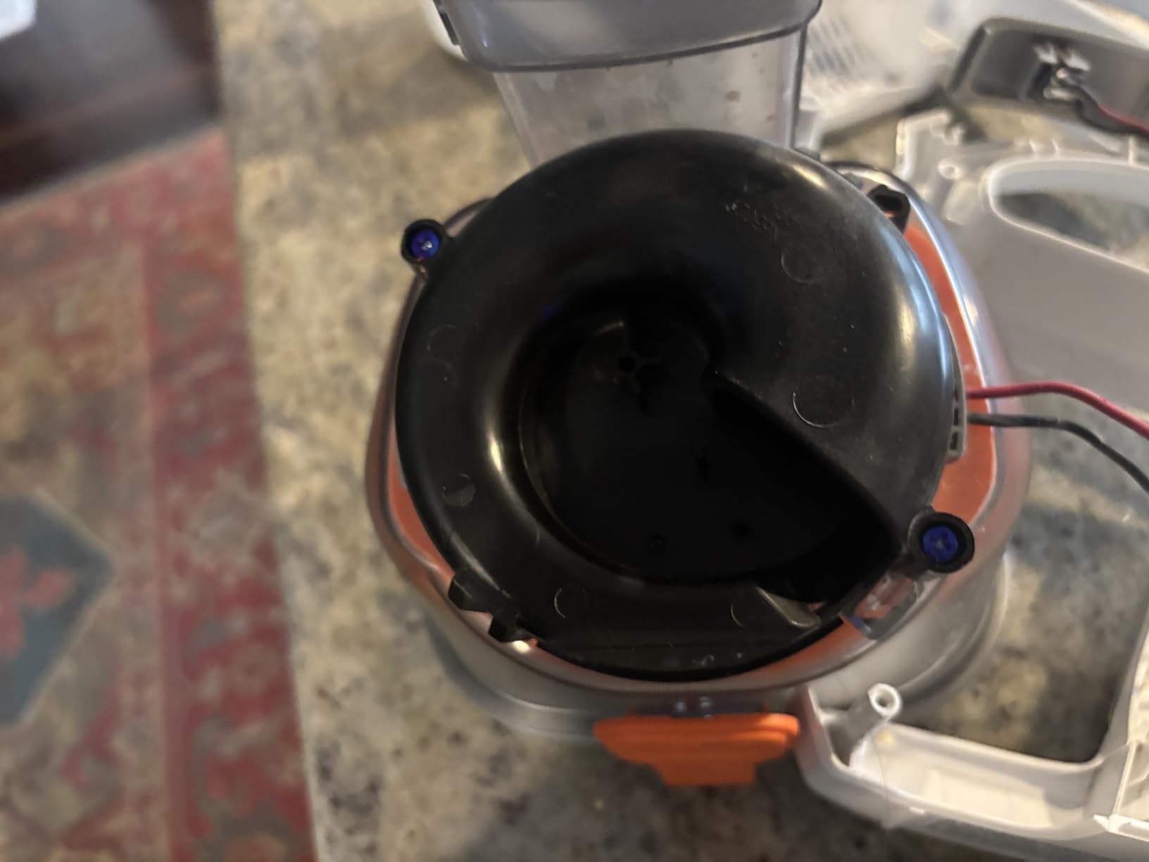 BLACK+DECKER Dust Buster Hand Held Vacuum Cordless Rechargeable, Portable Vacuum for Car, Extended Runtime, Powerful Suction, Extra Long Crevice Tool, AdvancedClean+ (HHVK320J10) customer photo 2
