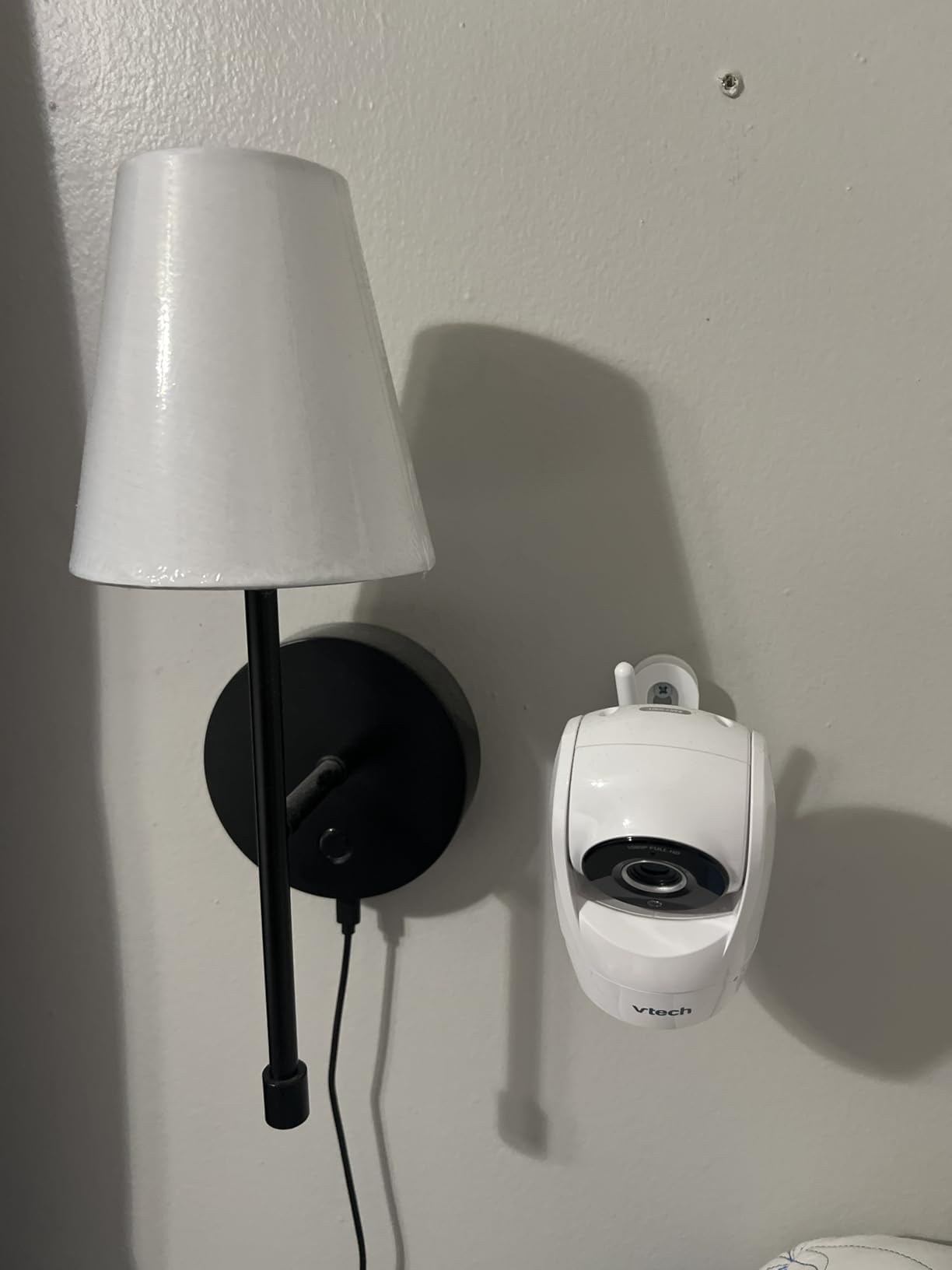VTech Smart WiFi Baby Monitor VM901 - See Your Baby at Home or from Anywhere, Free App, 1080p Camera, 5