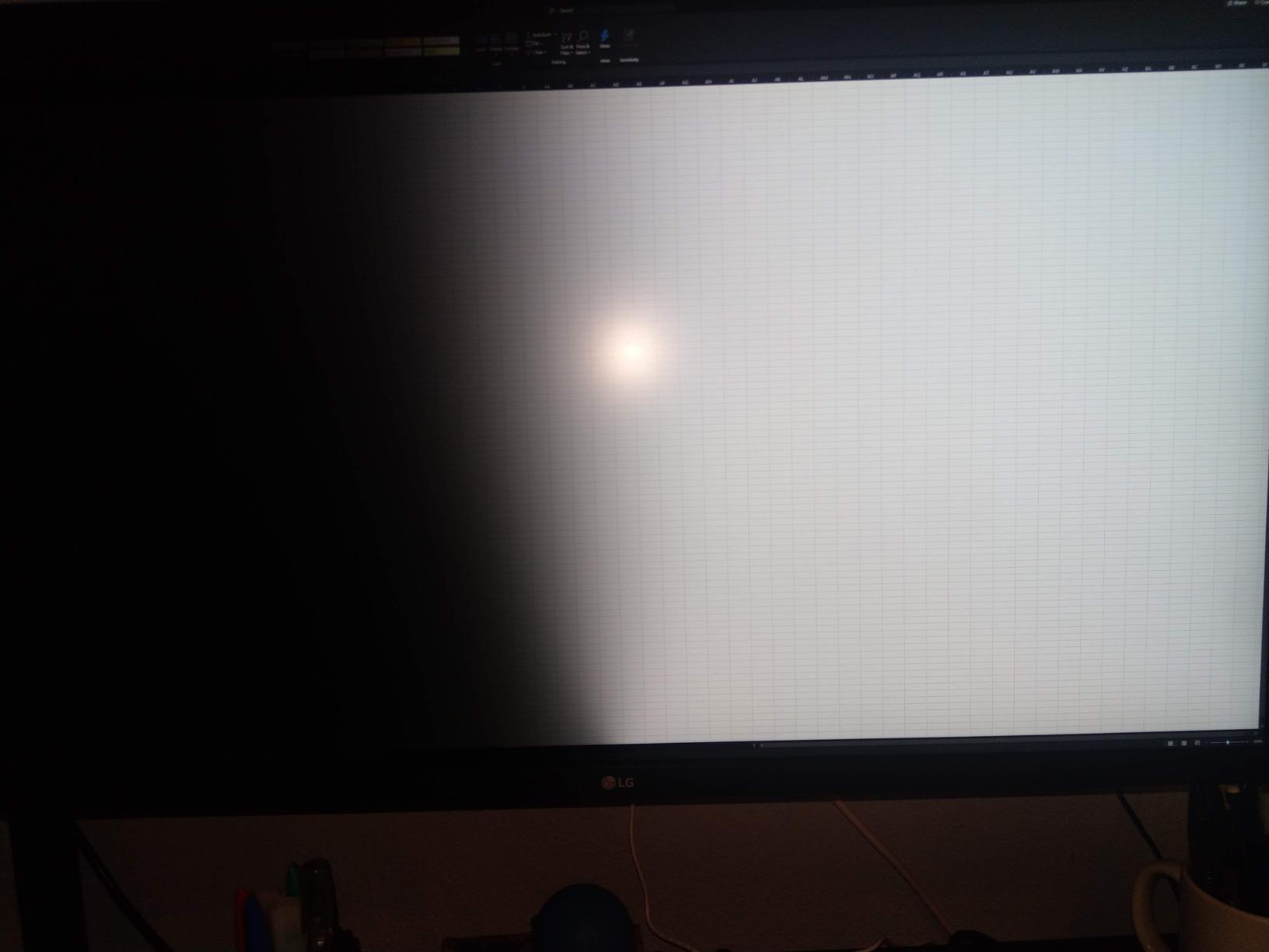 LG 32UN650-W Monitor 32