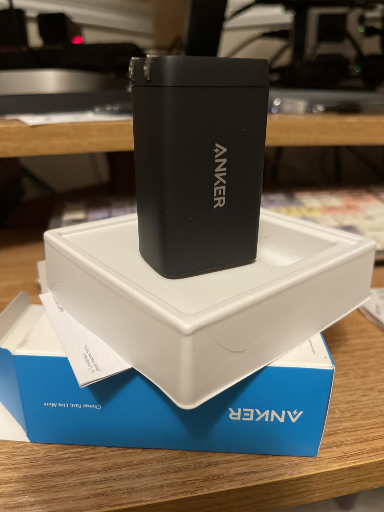 Anker Charger, 65W 3-Port Fast Compact Foldable USB C Charger Block for MacBook Pro/Air, iPad Pro, Galaxy, Dell XPS 13, iPhone 17 Series, Steam Deck, and More customer photo 2