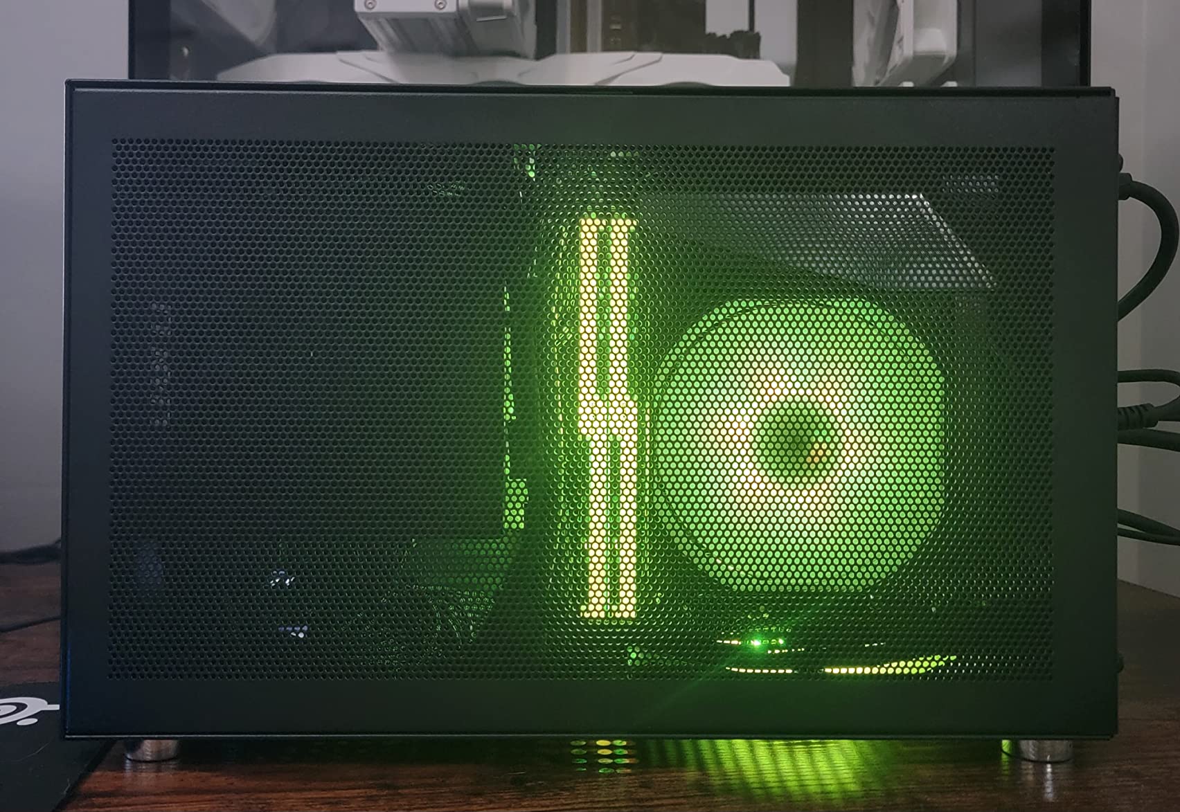 S300 - Mini-ITX PC Gaming Case - Front I/O USB 3.0 Type-C Port - SFX Power Supply 100-130mm - Cable Management System - Aluminum Mini-ITX Motherboard Small Portable PC Case (PCIe 3.0 16X Riser Cable) customer photo 2