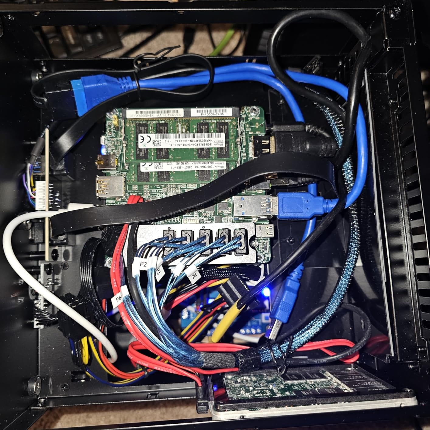 JONSBO N2 Black NAS ITX Case 5+1 Disk Bays Mini Aluminum Case, Built-in 12cm Fan, SFX Power Bite (L150mm Max.), Support 65mm CPU Cooler, Integrated Upper Cover Removable, Black customer photo 2