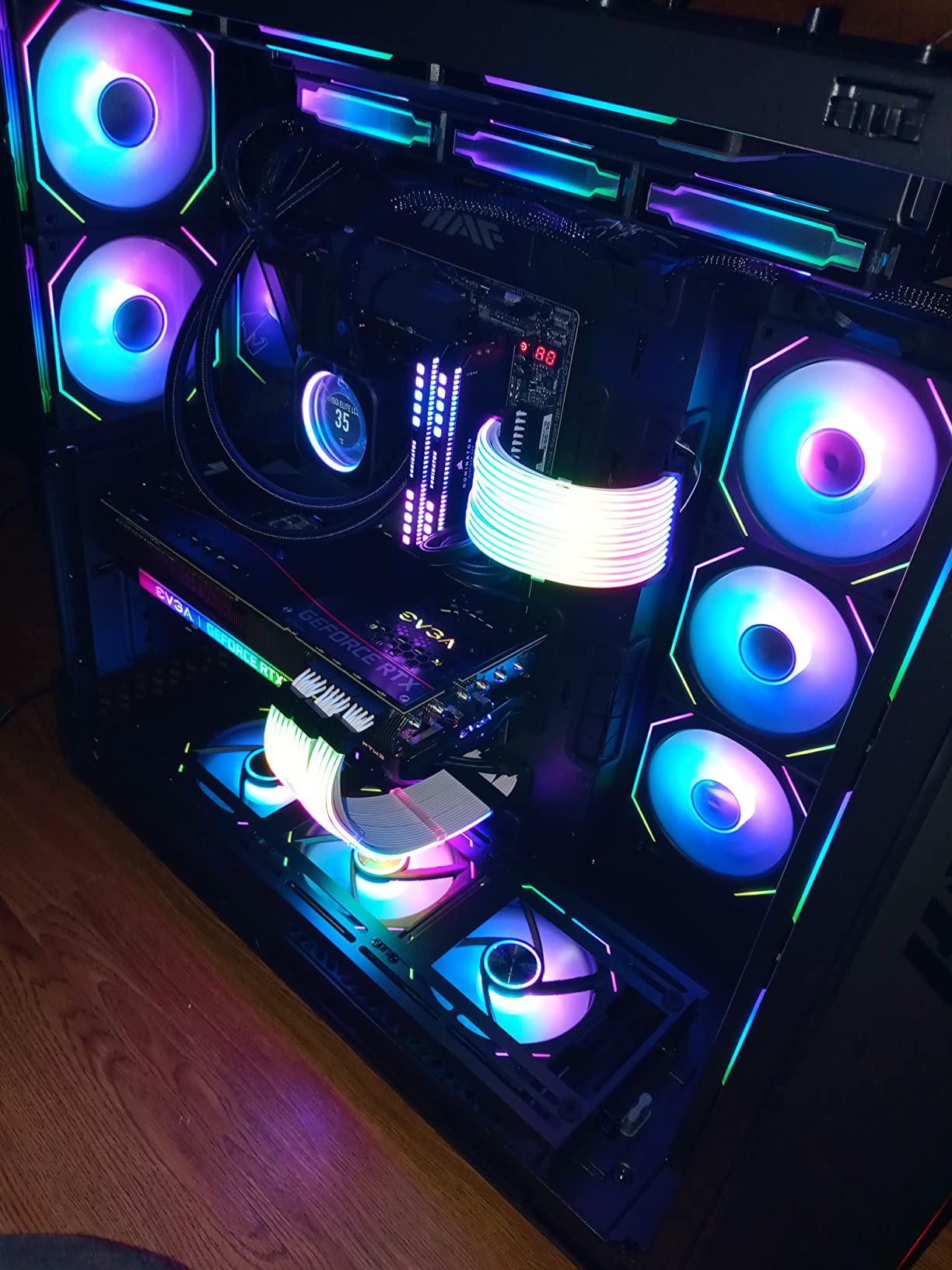Lian Li SL-Infinity Fluid Dynamic Bearing 140MM CASE Fan - Black customer photo 2