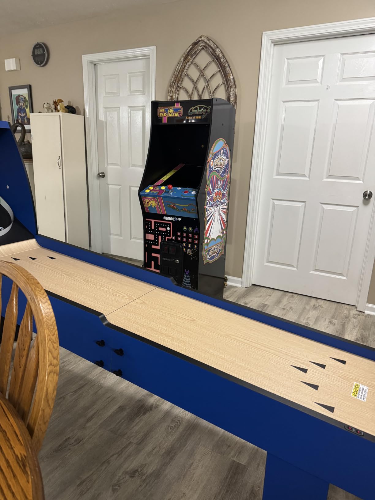Arcade1Up Ms. Pac-Man Class of '81 Deluxe Arcade, 12 Retro Games | Gaming Cabinet with 17-Inch LCD Screen and Real Feel Joysticks and Buttons customer photo 2