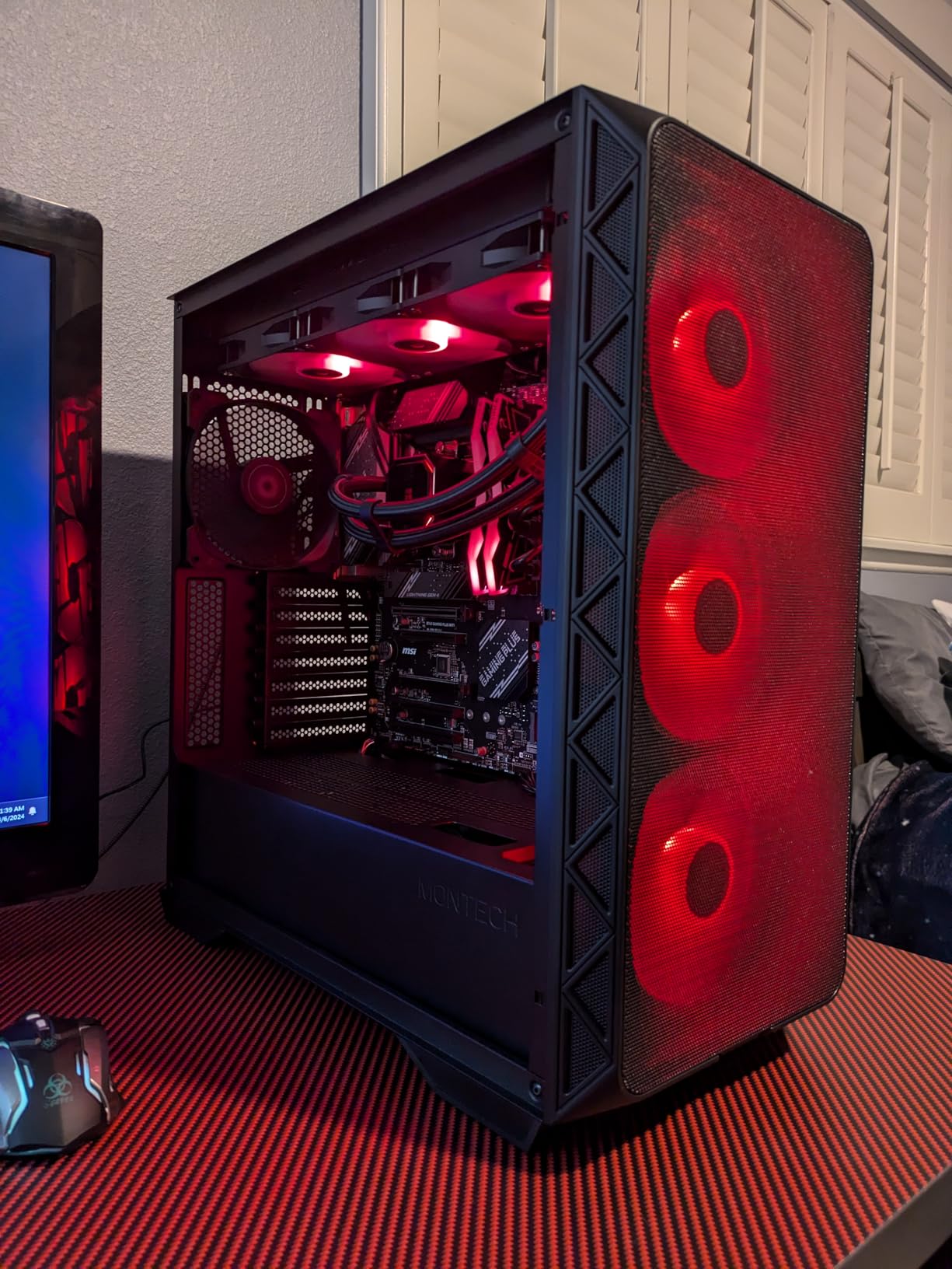 MONTECH AIR 903 MAX High Airflow E-ATX PC Case, 4x140mm PWM Fans, Black | 400mm GPU Support, 360mm Radiator Support, Tempered Glass, USB-C, 3 ARGB Intake Fans, Vertical GPU Mount Support customer photo 2