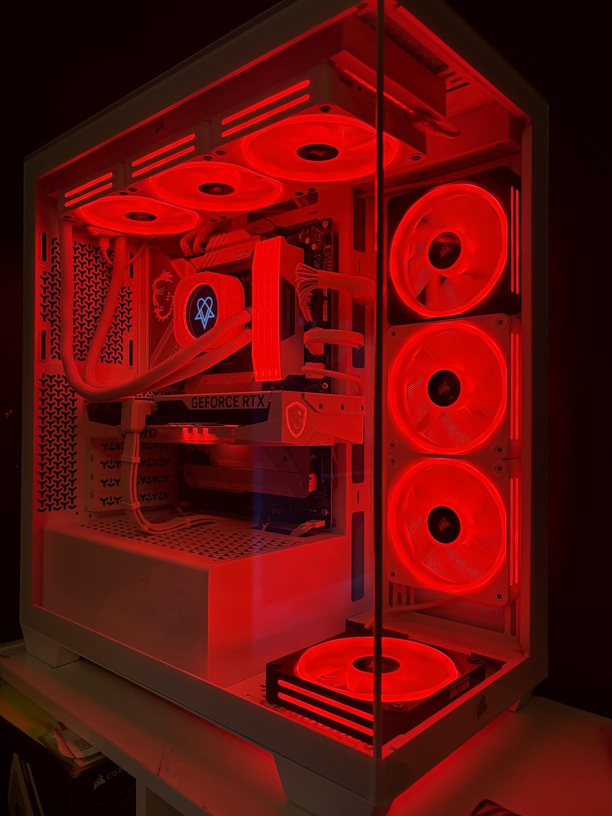 Intel Core i7-14700K New Gaming Desktop Processor 20 cores (8 P-cores + 12 E-cores) with Integrated Graphics - Unlocked customer photo 1