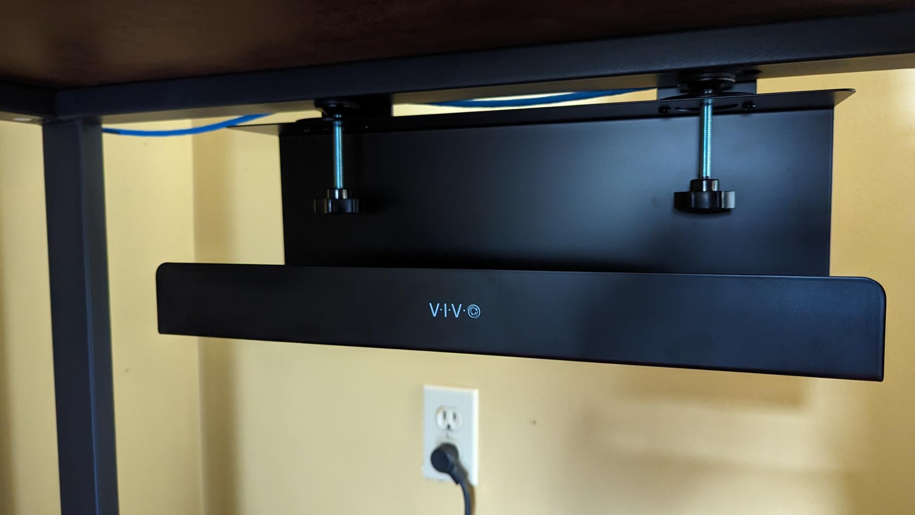 VIVO No Drill Clamp-on 17 inch Power Strip Cable Management Tray, Under Standing Desk Steel Cord Organizer, Black, DESK-CM6L-B customer photo 2