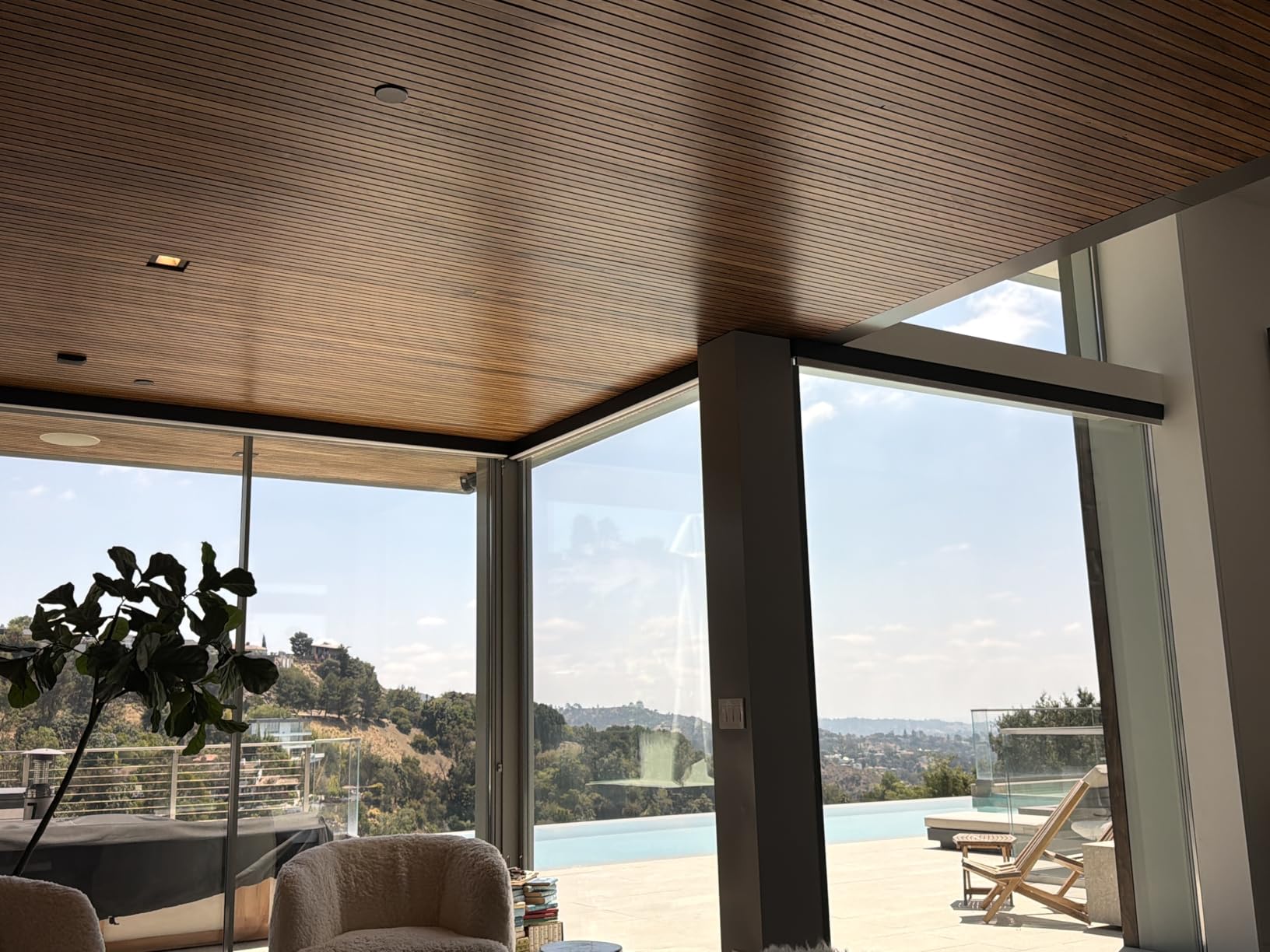 Bringnox Motorized Blinds with Remote, 100% Blackout, Voice Controlled | Compatible with Apple Home, Alexa, and Google. Whisper quiet motorized shades designed for bedrooms and living rooms. customer photo 2