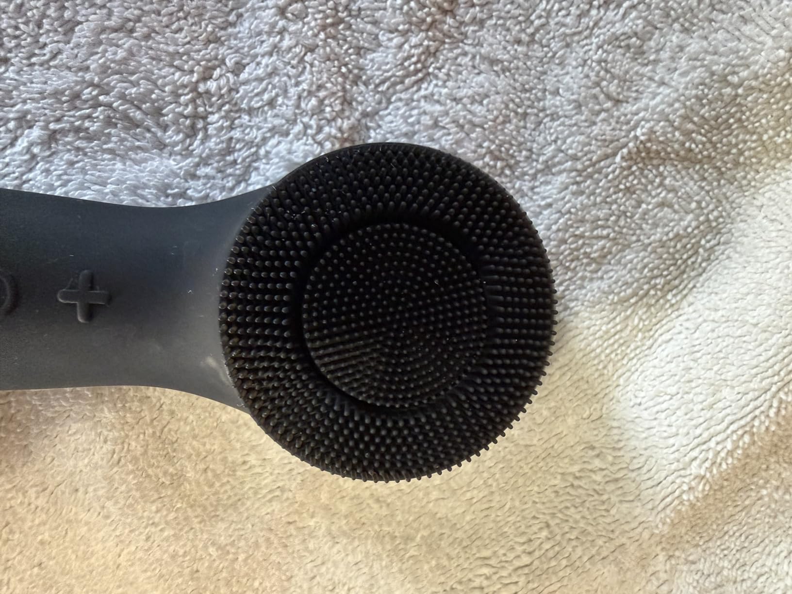 COSLUS FBS03 Face Scrubber Facial Cleansing Brush, Patented Upgraded Design | Patented 2-in-1 Spin and Vibration with Automatic Foaming, Silicone Electric Exfoliator for Men Women, Waterproof, Black customer photo 1