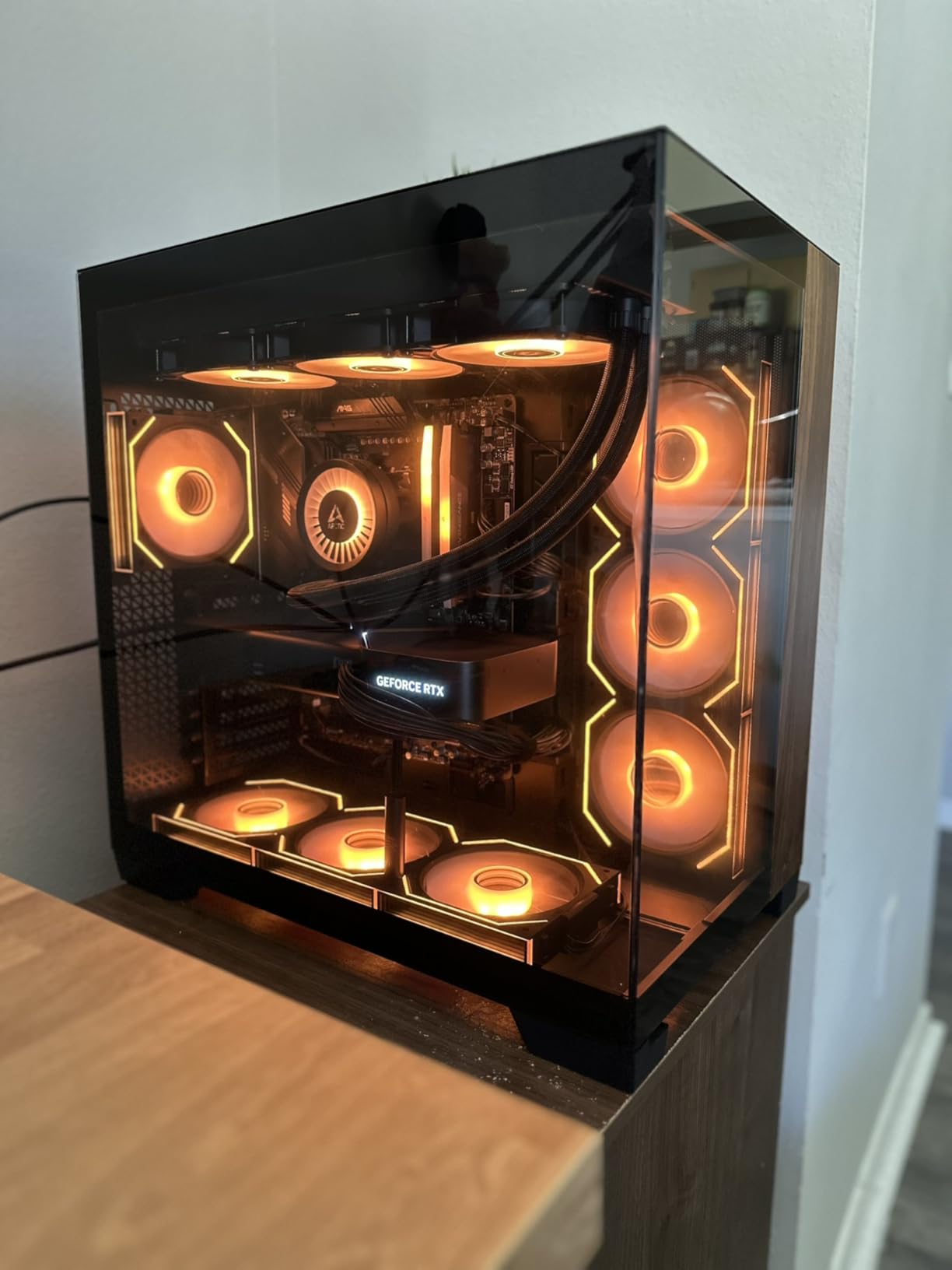 CORSAIR RM1000x Fully Modular Low-Noise ATX Power Supply - ATX 3.1 Compliant - PCIe 5.1 Support - Cybenetics Gold Efficiency - Native 12V-2x6 Connector - Black customer photo 2