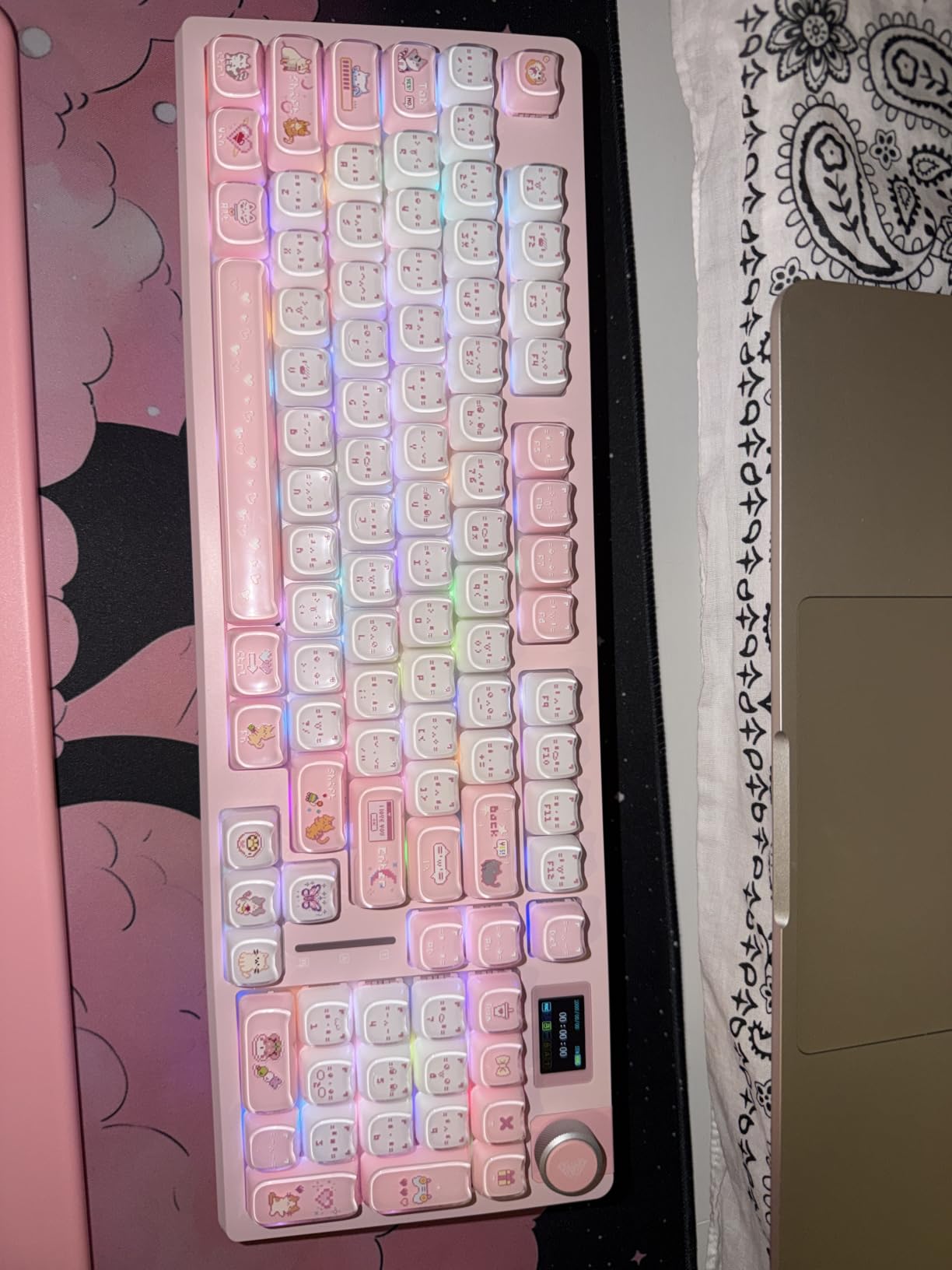 AULA S98 Pro Wireless Mechanical Keyboard with Screen & Knob, 2.4GHz/USB-C/BT5.0 Hot Swappable Creamy Keyboard, Pre-lubed Linear Switches, Side Printed PBT Keycaps, RGB Backlit Gaming Keyboards customer photo 1