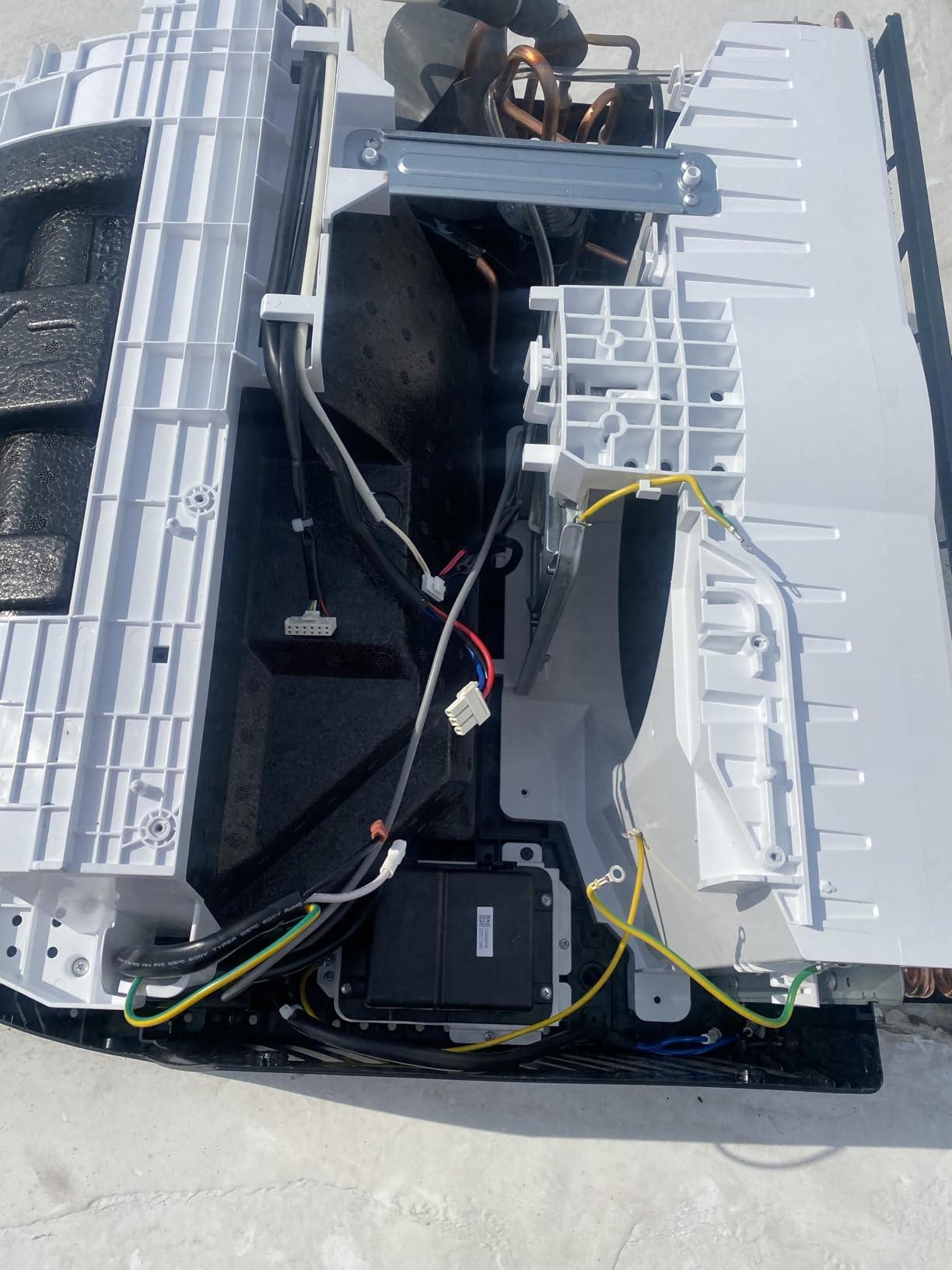 Furrion Chill Cube 18K Non-Ducted RV AC, Black, FACR18VS-SA-BL-AM | Variable-Speed Compressor, All-Climate Cooling, 2,000W Generator Ready, Quiet Operation customer photo 1