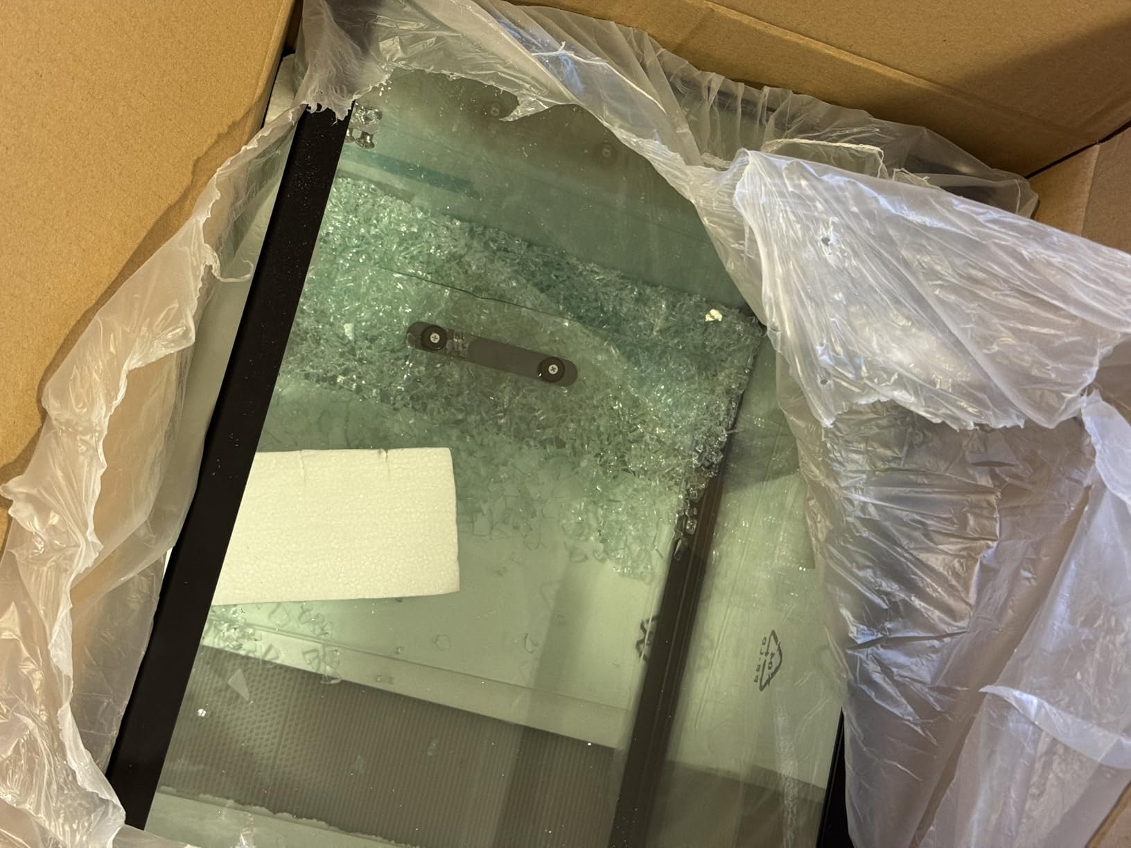 KoolMore 36 in. 2 Tiered Pastry Display Case with Glass Shelf and Sliding Door, 4.2 cu. ft. Capacity, ETL Listed (KM-DC-4CSBK) customer photo 1