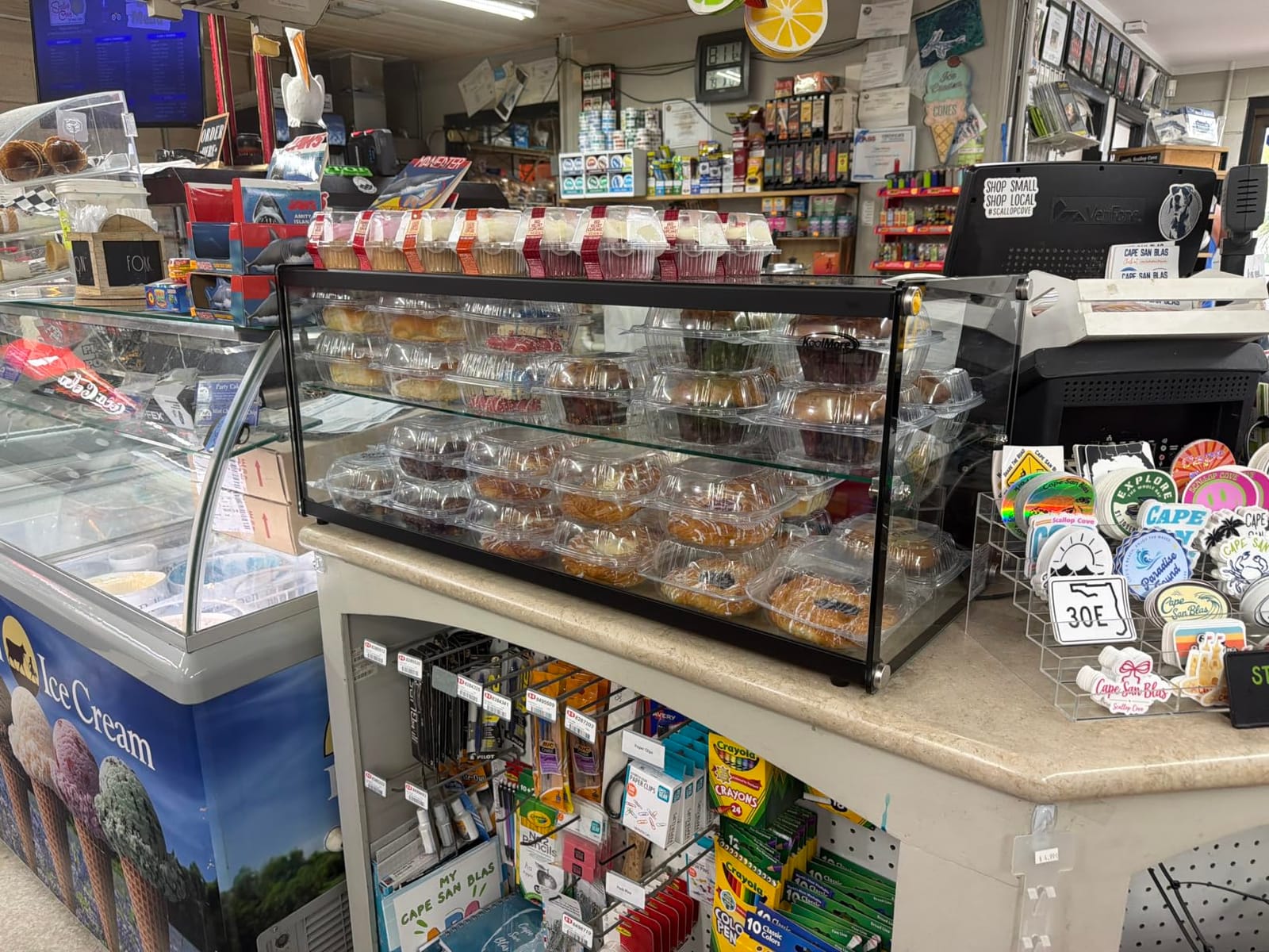 KoolMore 36 in. 2 Tiered Pastry Display Case with Glass Shelf and Sliding Door, 4.2 cu. ft. Capacity, ETL Listed (KM-DC-4CSBK) customer photo 2