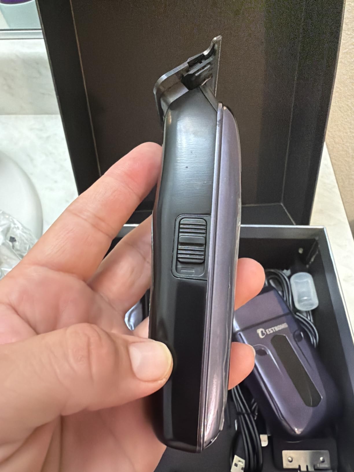BESTBOMG Hair Clippers for Men, Clipper, Trimmer & Shaver Set, Professional Hair Clippers, Barber Grooming Kit, Zero-Gapped T-Blade customer photo 2