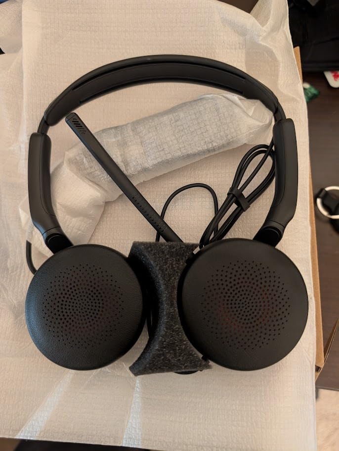 Yealink UH42 USB-C/A Wired Headset, AI Noise Cancelling Mic customer photo 2