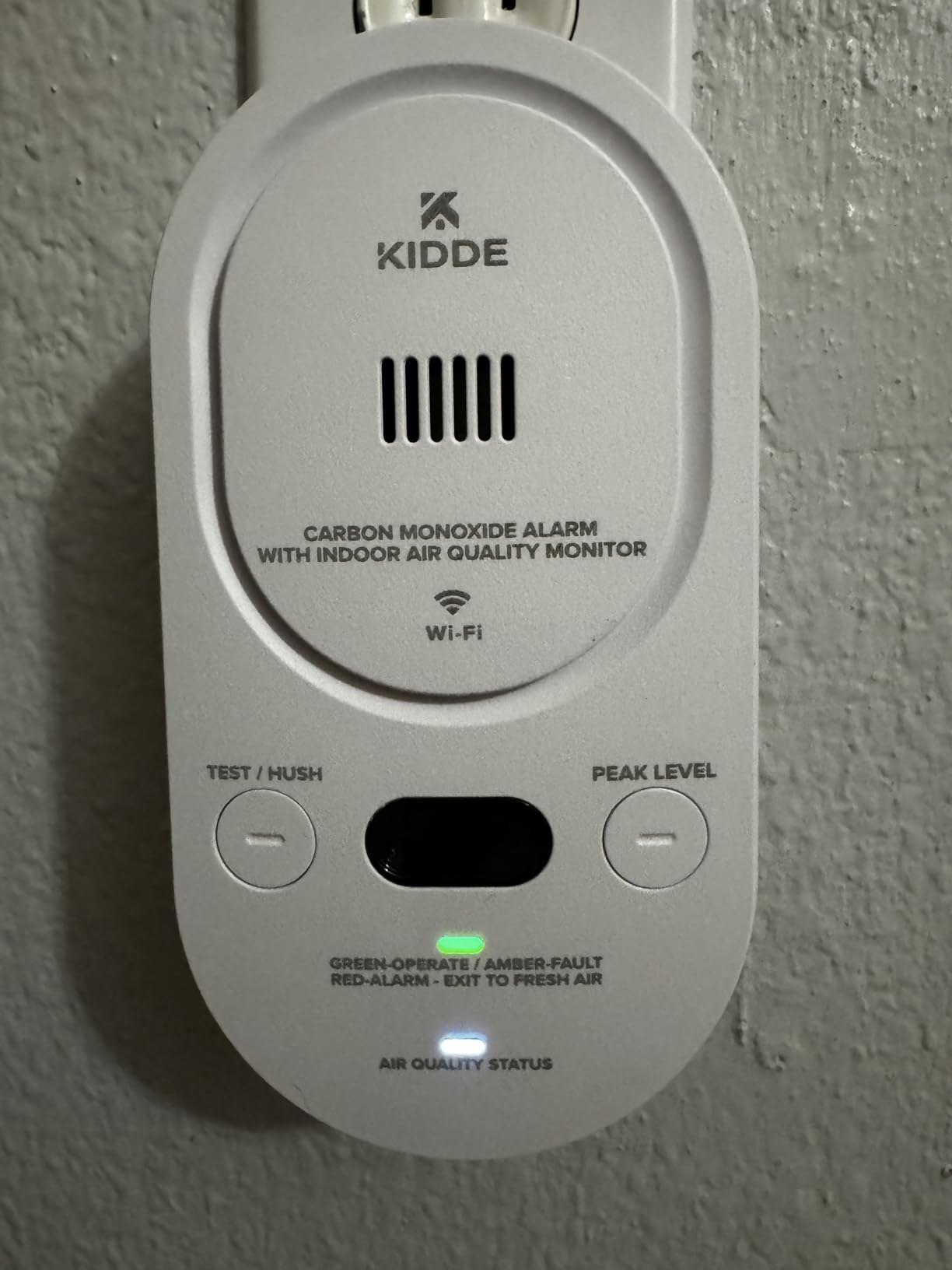 Kidde Smart CO Detector + Indoor Air Quality, Plug-in & AA Battery, COPDLQW customer photo 1
